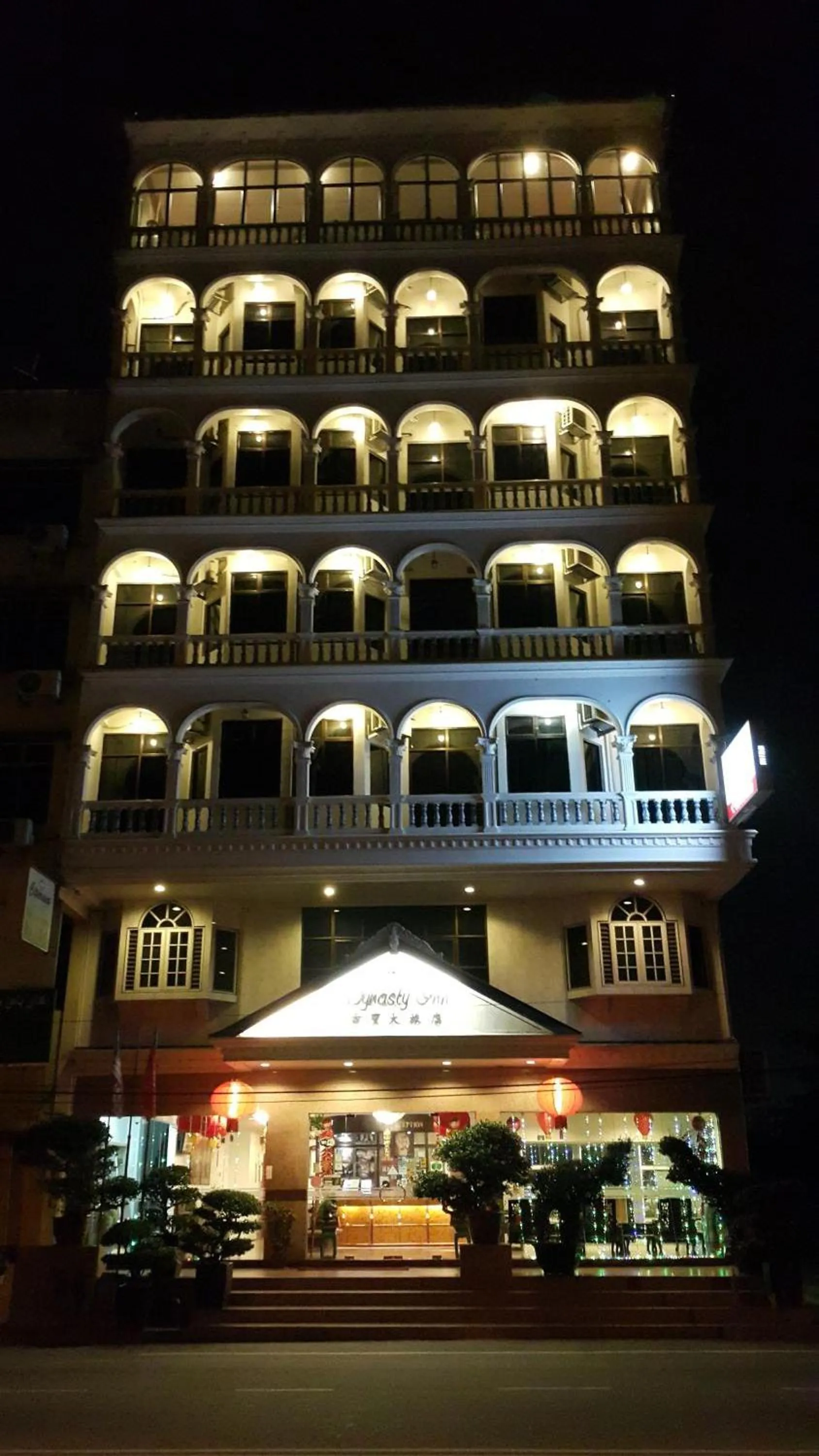 Property building in Dynasty Inn