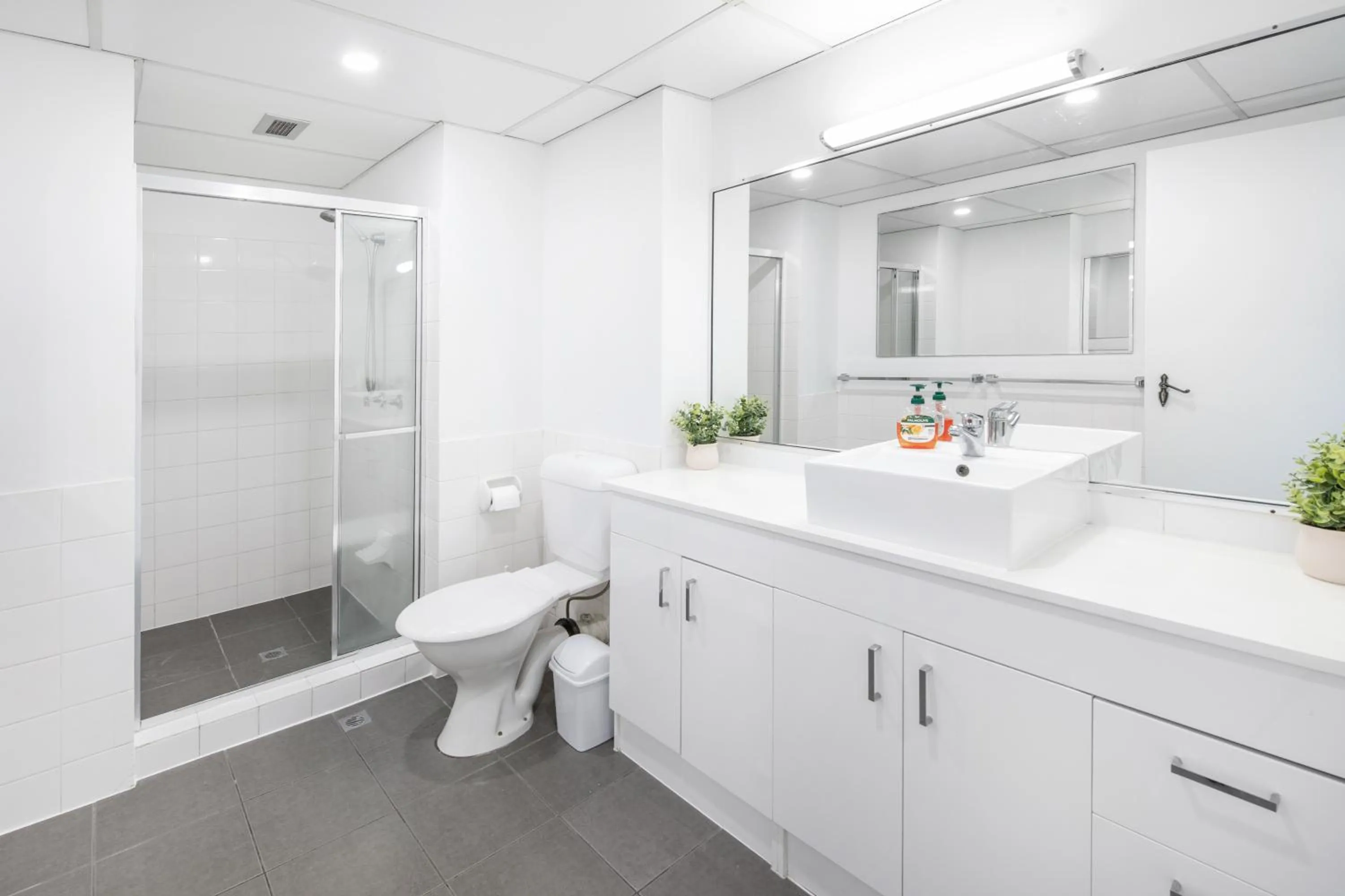 Bathroom in Moorings On Cavill Surfers Paradise