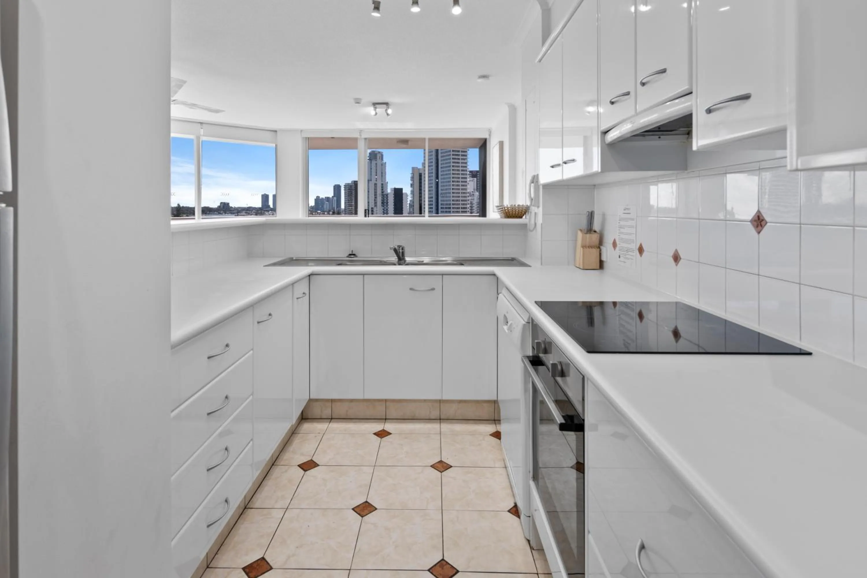 Kitchen or kitchenette in Moorings On Cavill Surfers Paradise