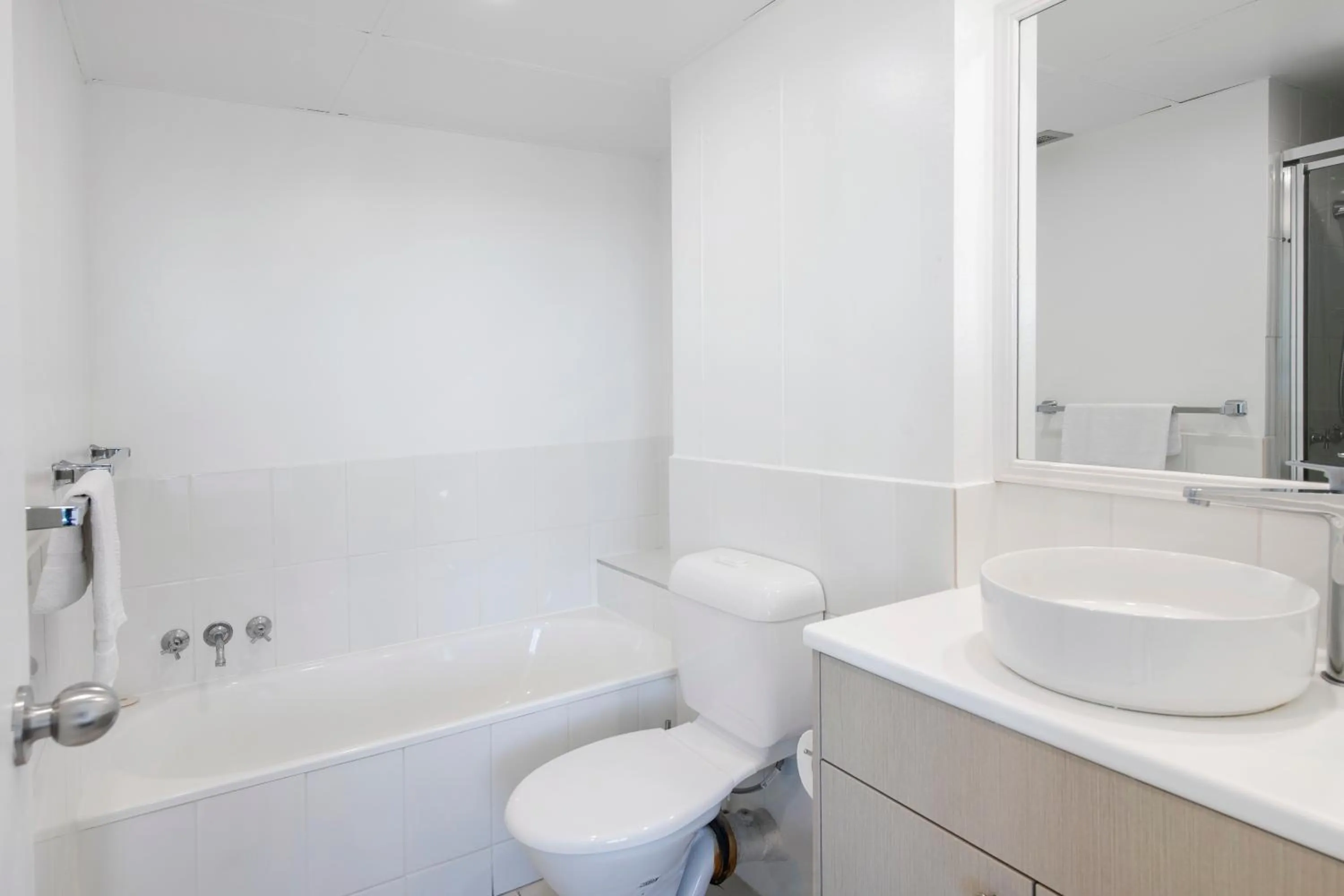 Bathroom in Moorings On Cavill Surfers Paradise