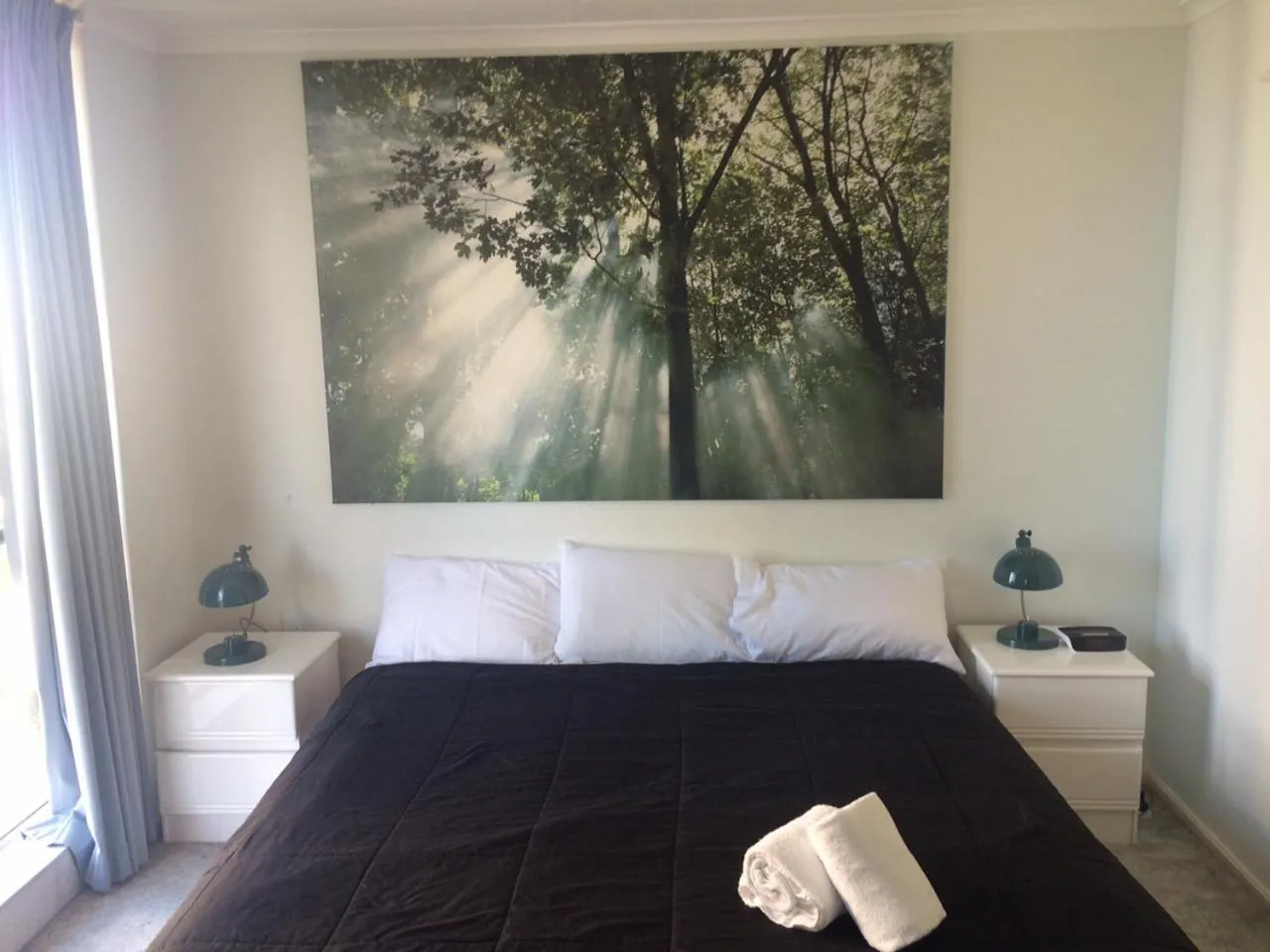 Bed in Moorings On Cavill Surfers Paradise