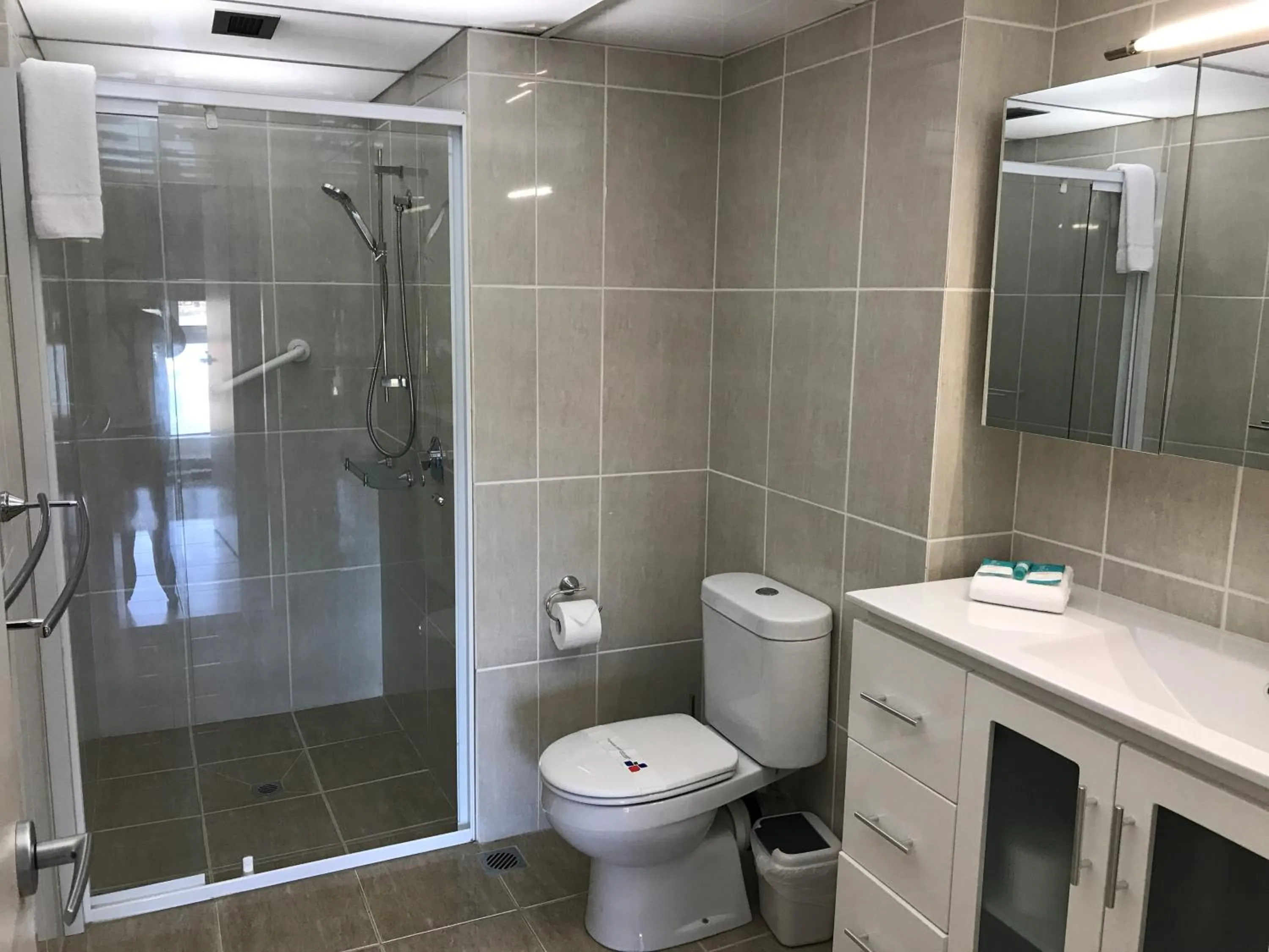 Bathroom in Moorings On Cavill Surfers Paradise