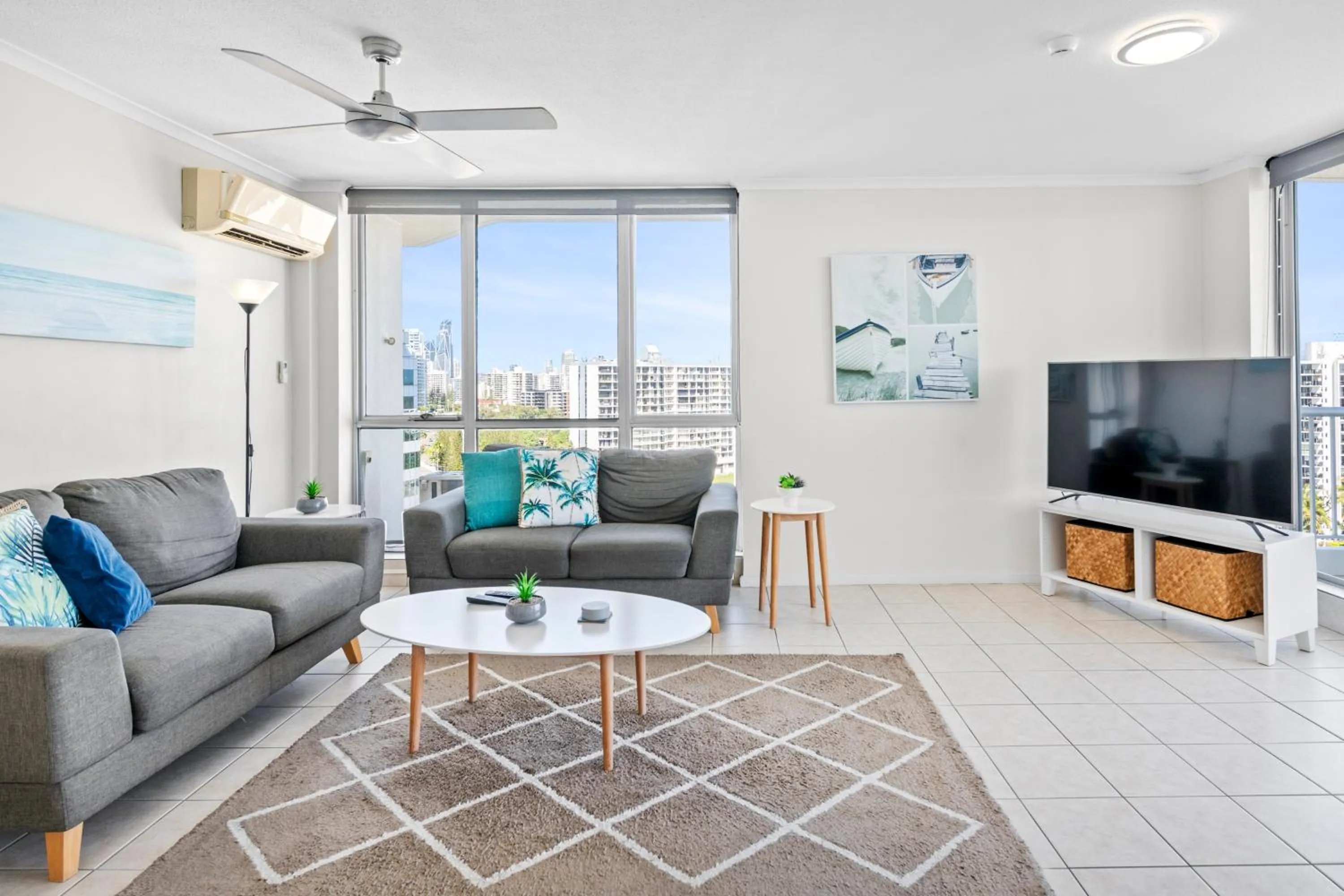 Living room in Moorings On Cavill Surfers Paradise