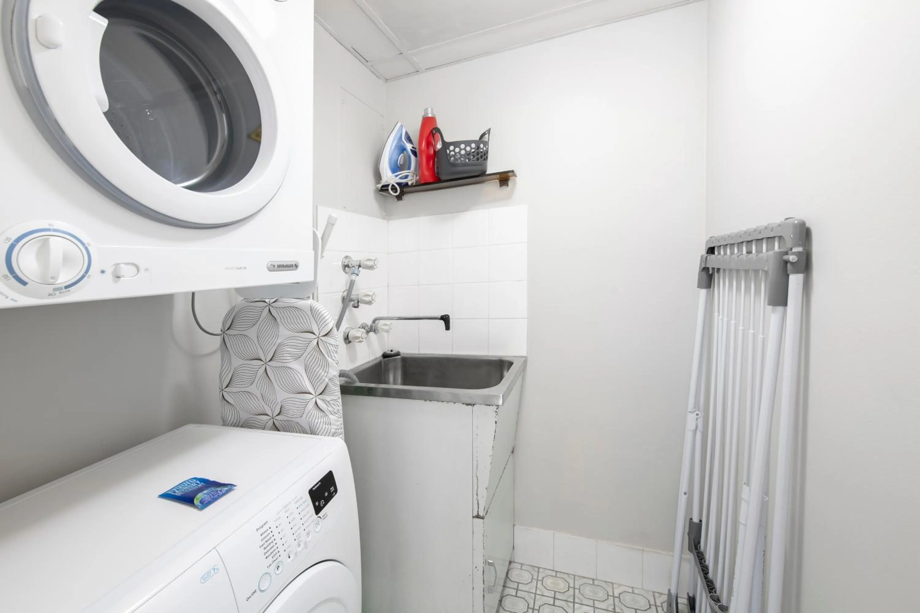laundry in Moorings On Cavill Surfers Paradise