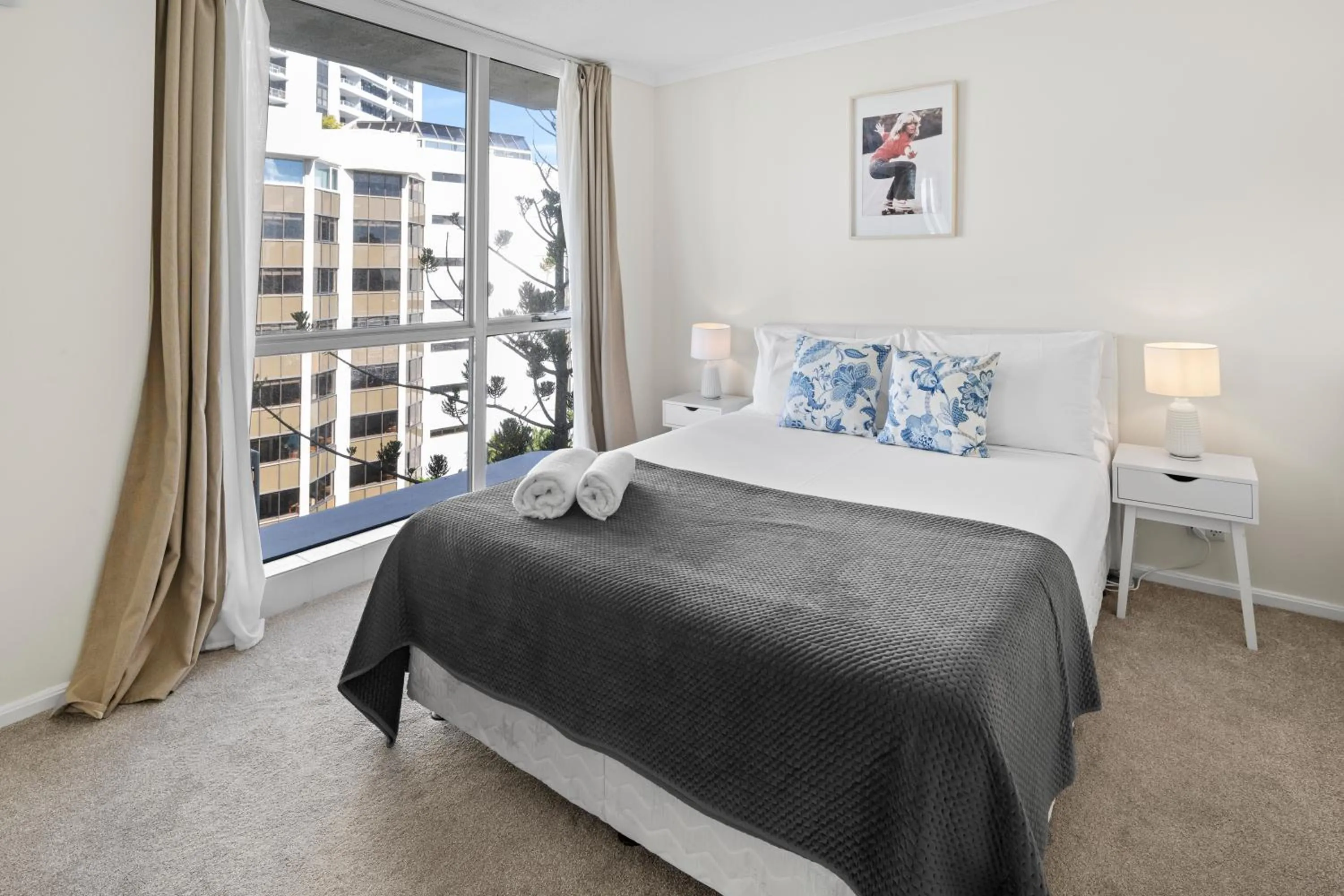 Bedroom, Bed in Moorings On Cavill Surfers Paradise