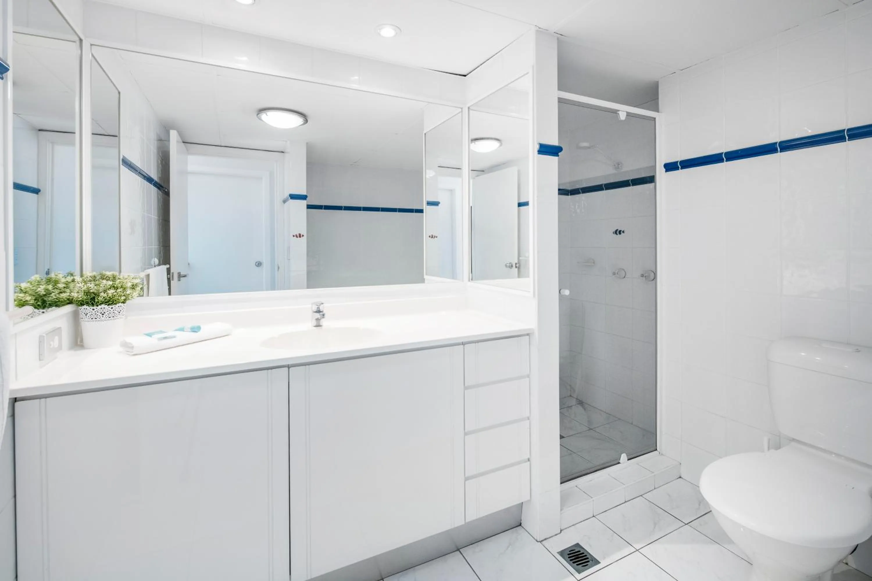 Moorings On Cavill Surfers Paradise