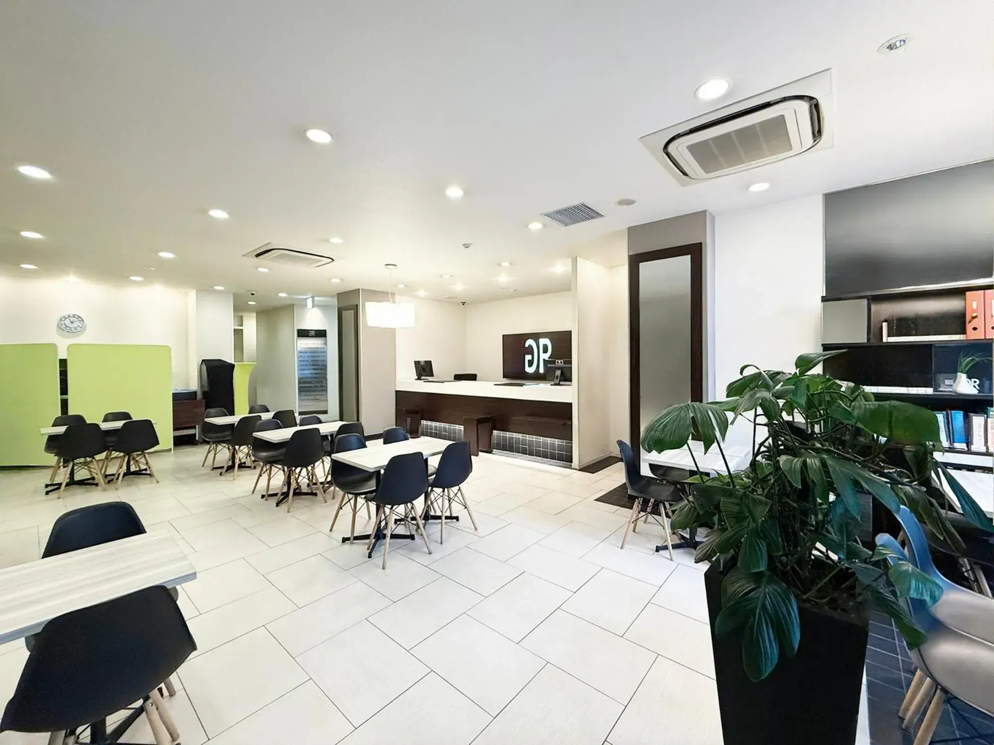 Lobby or reception in Green Rich Hotel Iwakuni Ekimae (Artificial hot spring Futamata Yunohana) Lobby or reception in Green Rich Hotel Iwakuni Ekimae (Artificial hot spring Futamata Yunohana)