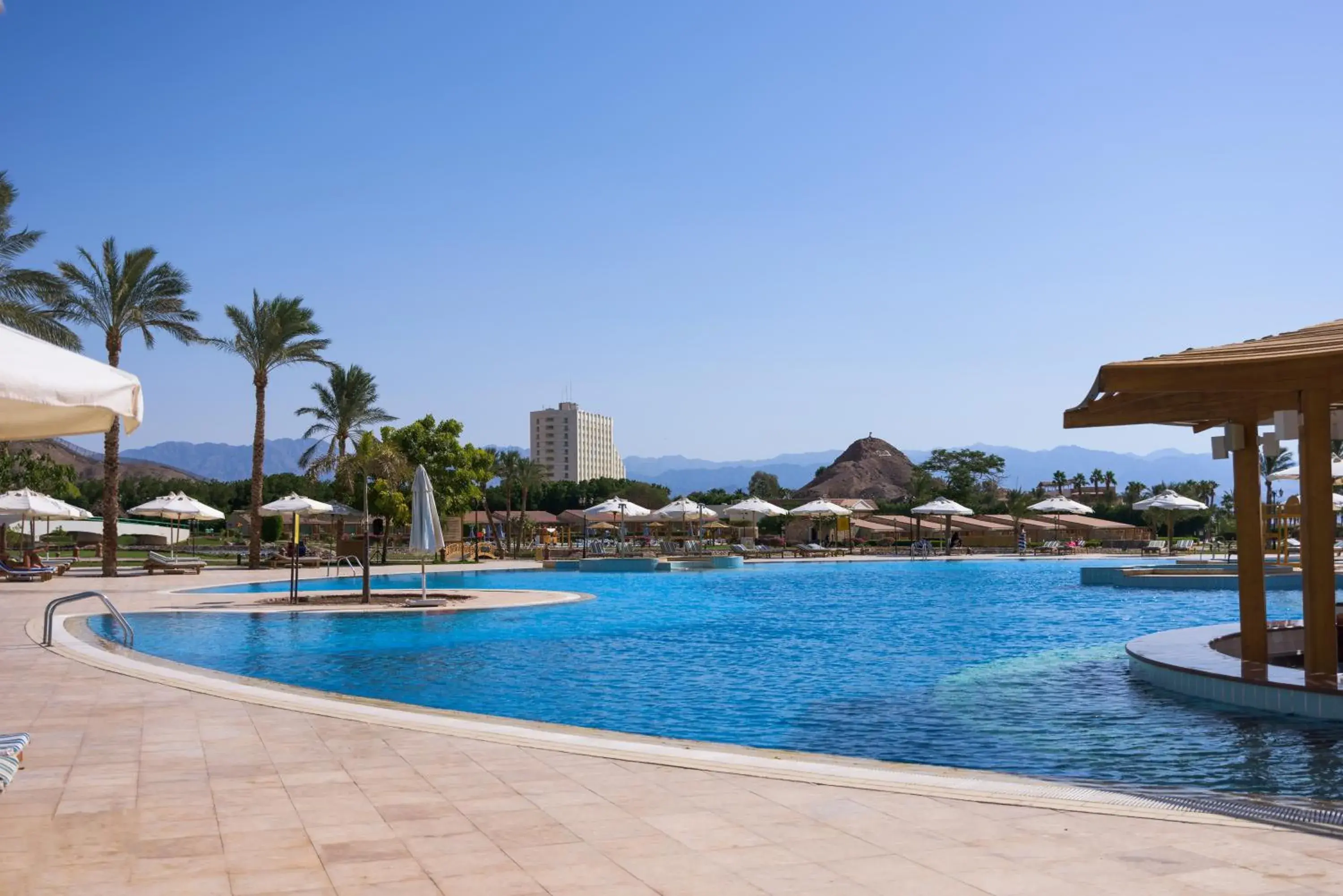 Swimming pool in Movenpick Taba Resort & Spa Swimming pool in Movenpick Taba Resort & Spa