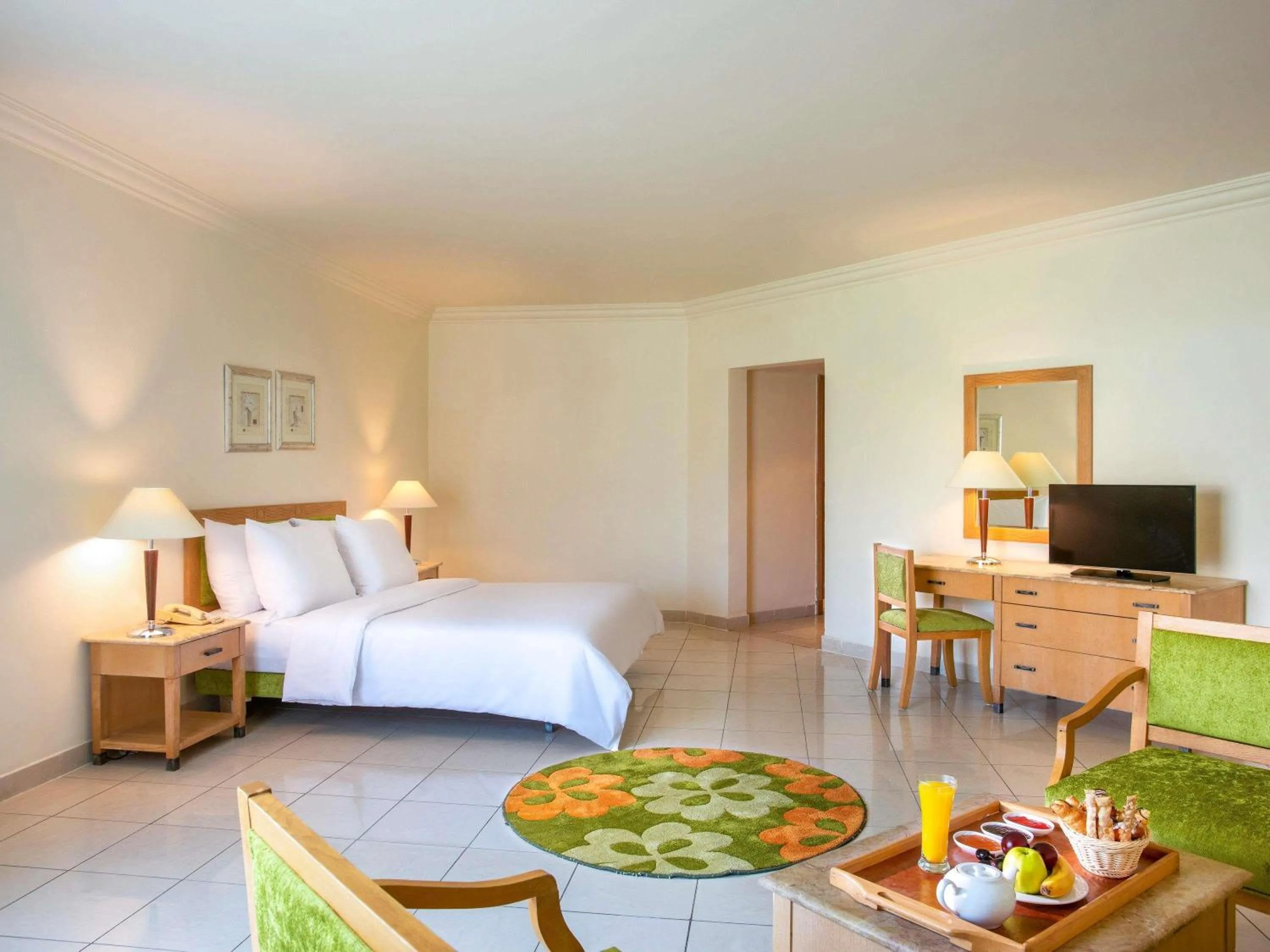 Bed in Movenpick Taba Resort & Spa