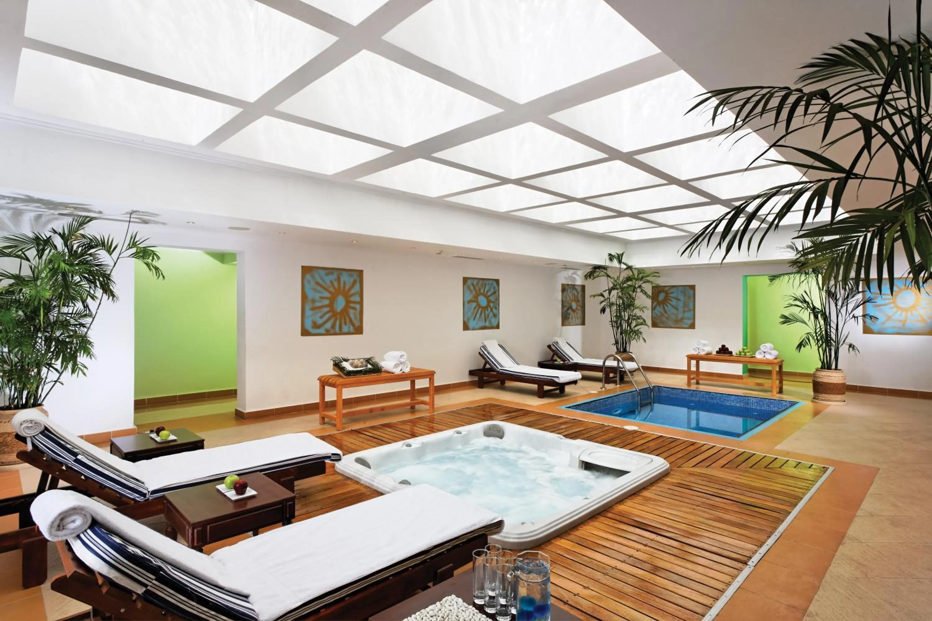 Hot Tub in Movenpick Taba Resort & Spa