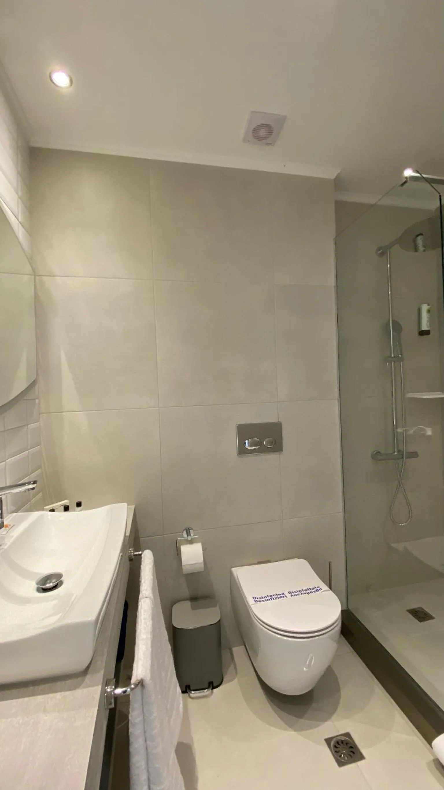 Bathroom in Acrotel Lily Ann Village