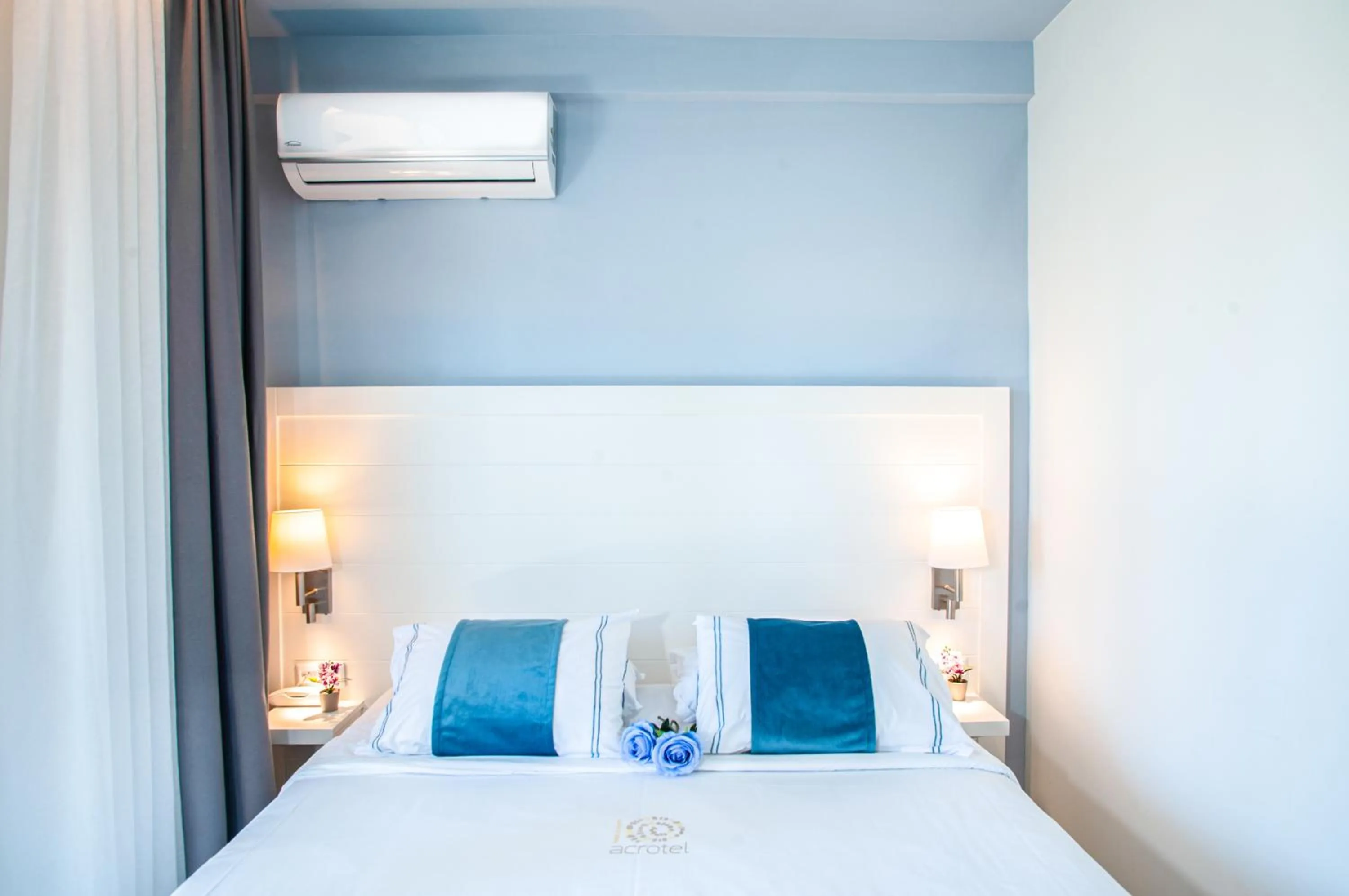 Photo of the whole room, Bed in Acrotel Lily Ann Village