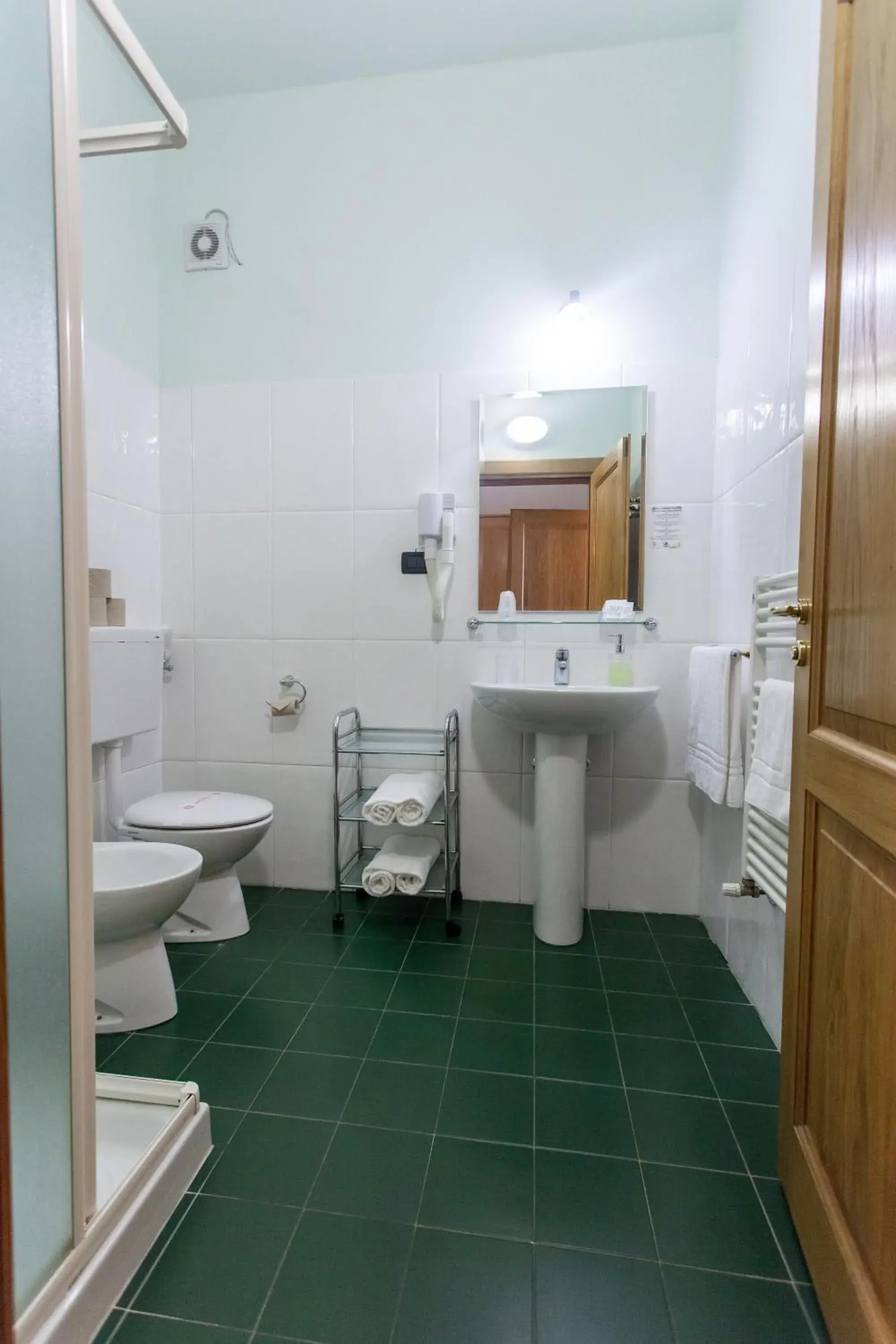 Quadruple Room in Agriturismo Lama Di Valle Rosa Quadruple Room in Agriturismo Lama Di Valle Rosa