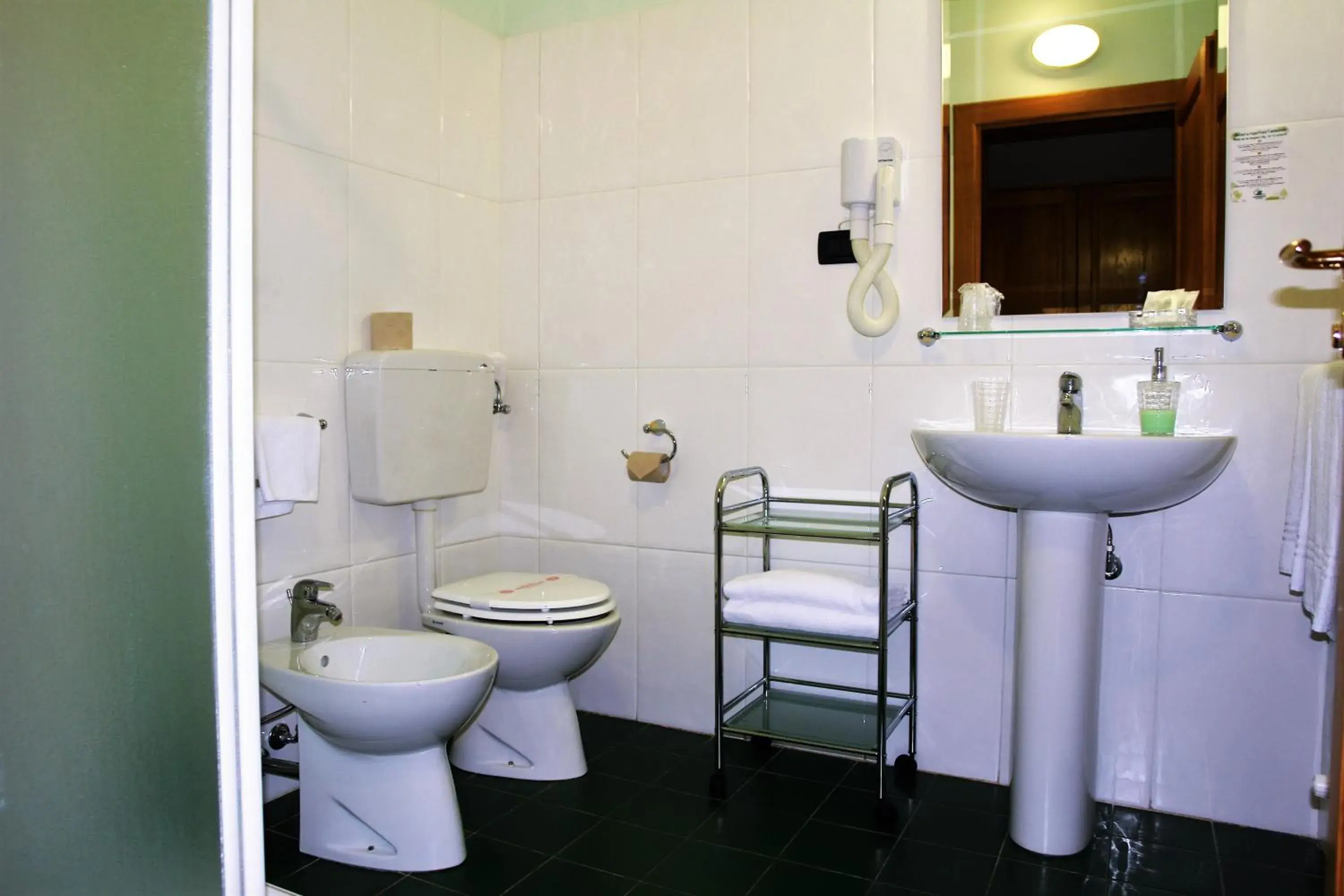 Quadruple Room in Agriturismo Lama Di Valle Rosa Quadruple Room in Agriturismo Lama Di Valle Rosa