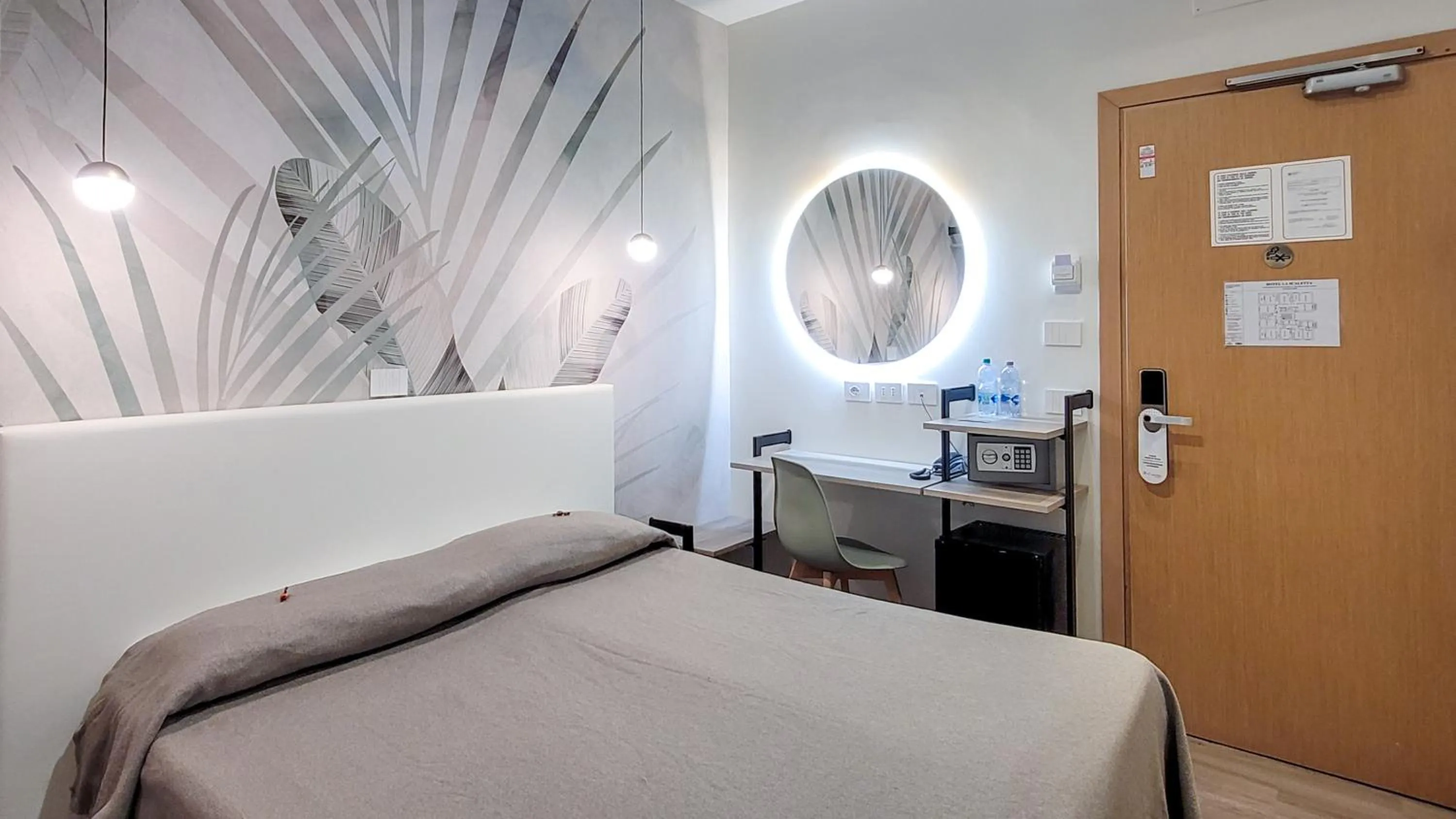 furniture, Bed in Hotel La Scaletta