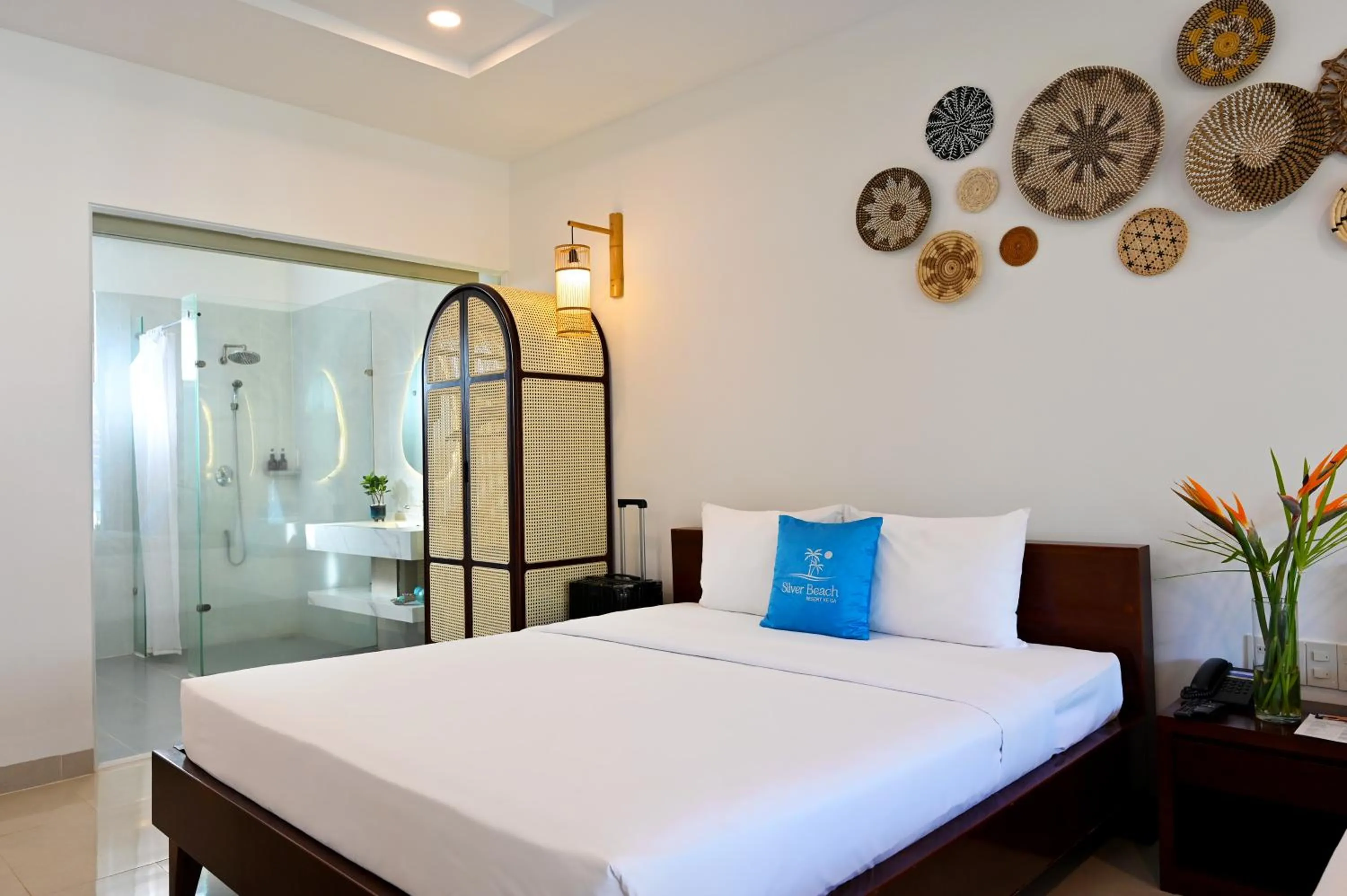 Bedroom, Bed in Silver Beach Resort Ke Ga
