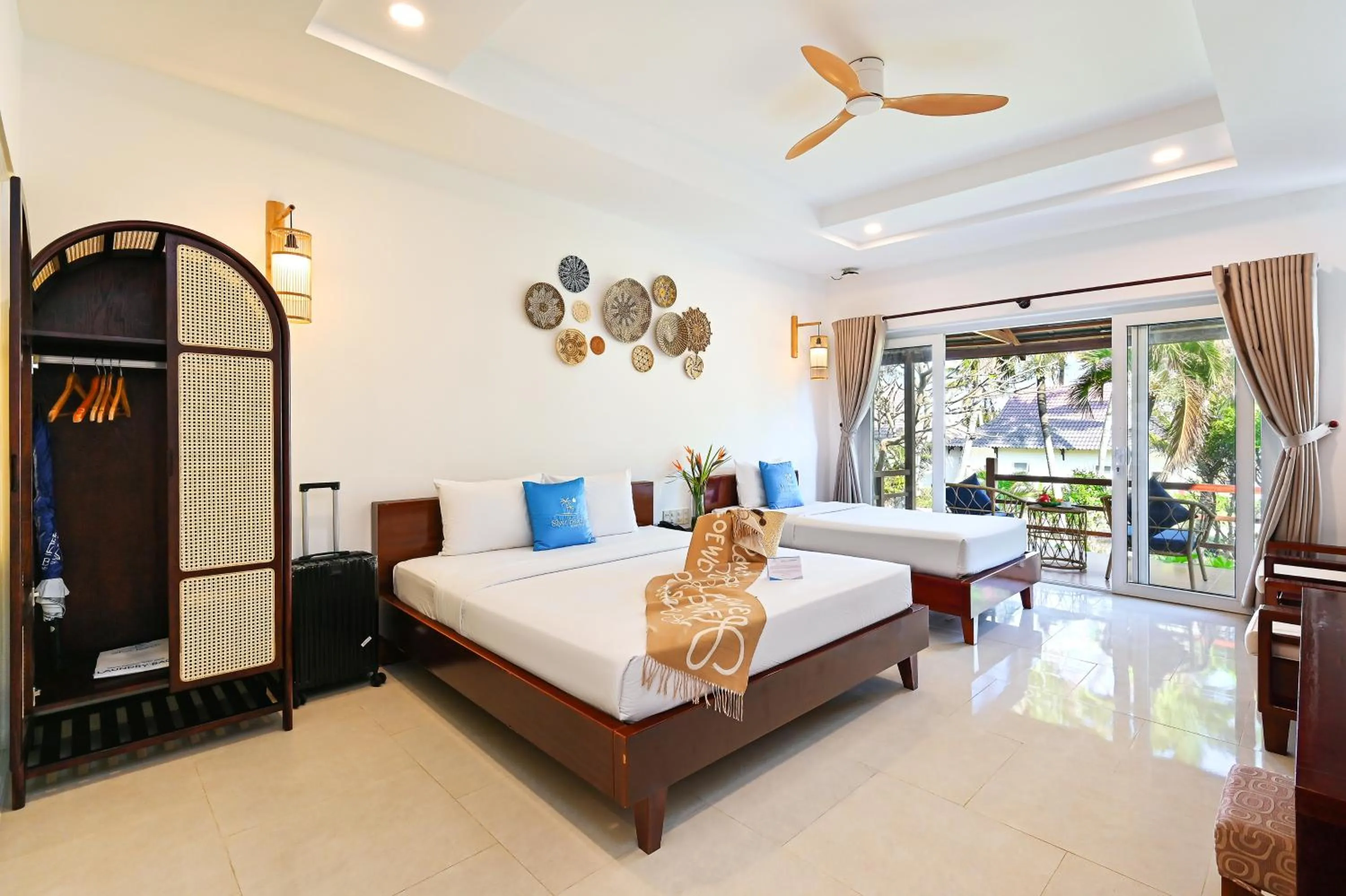 Garden view, Bed in Silver Beach Resort Ke Ga