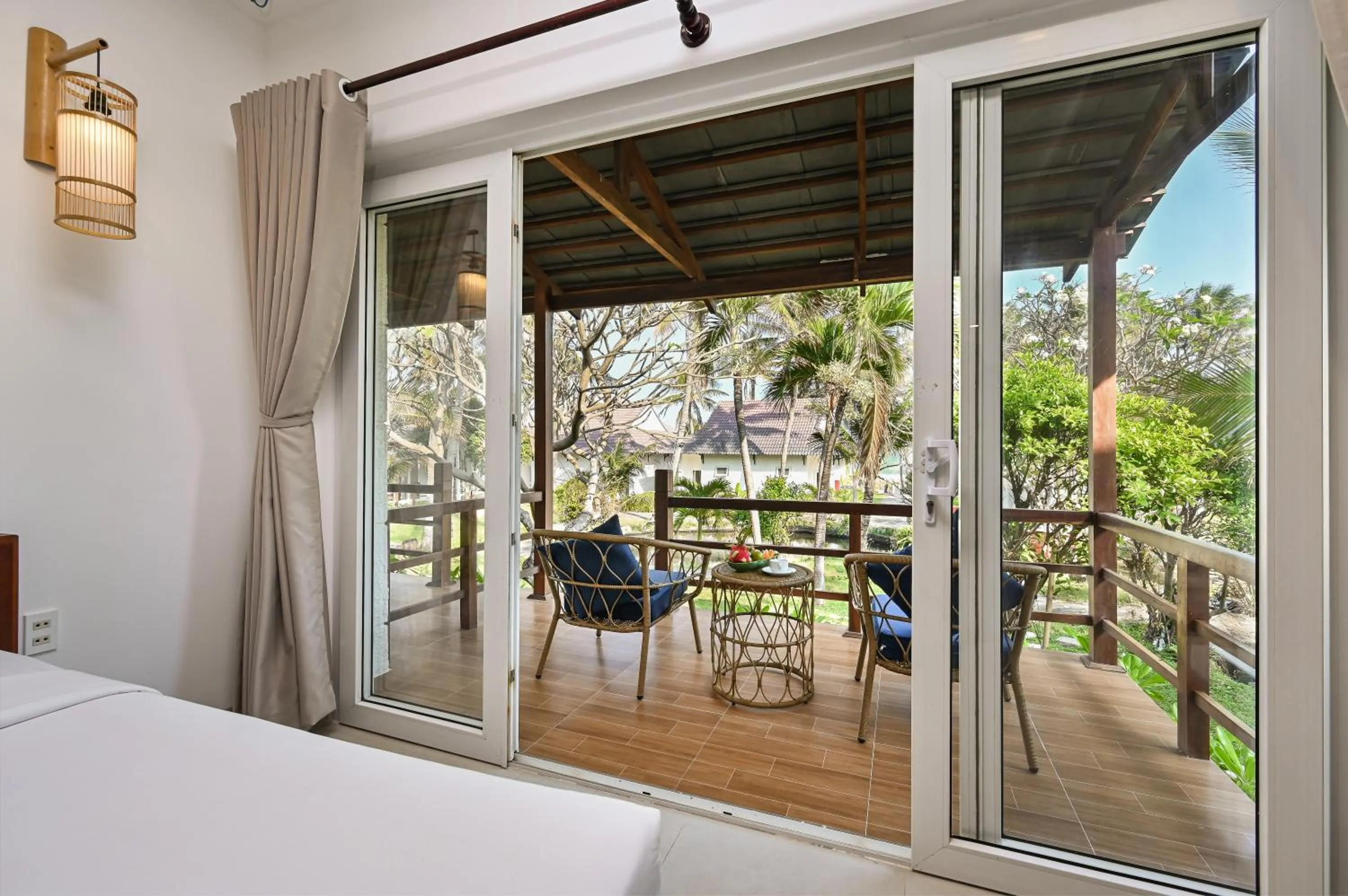 Day, Bed in Silver Beach Resort Ke Ga