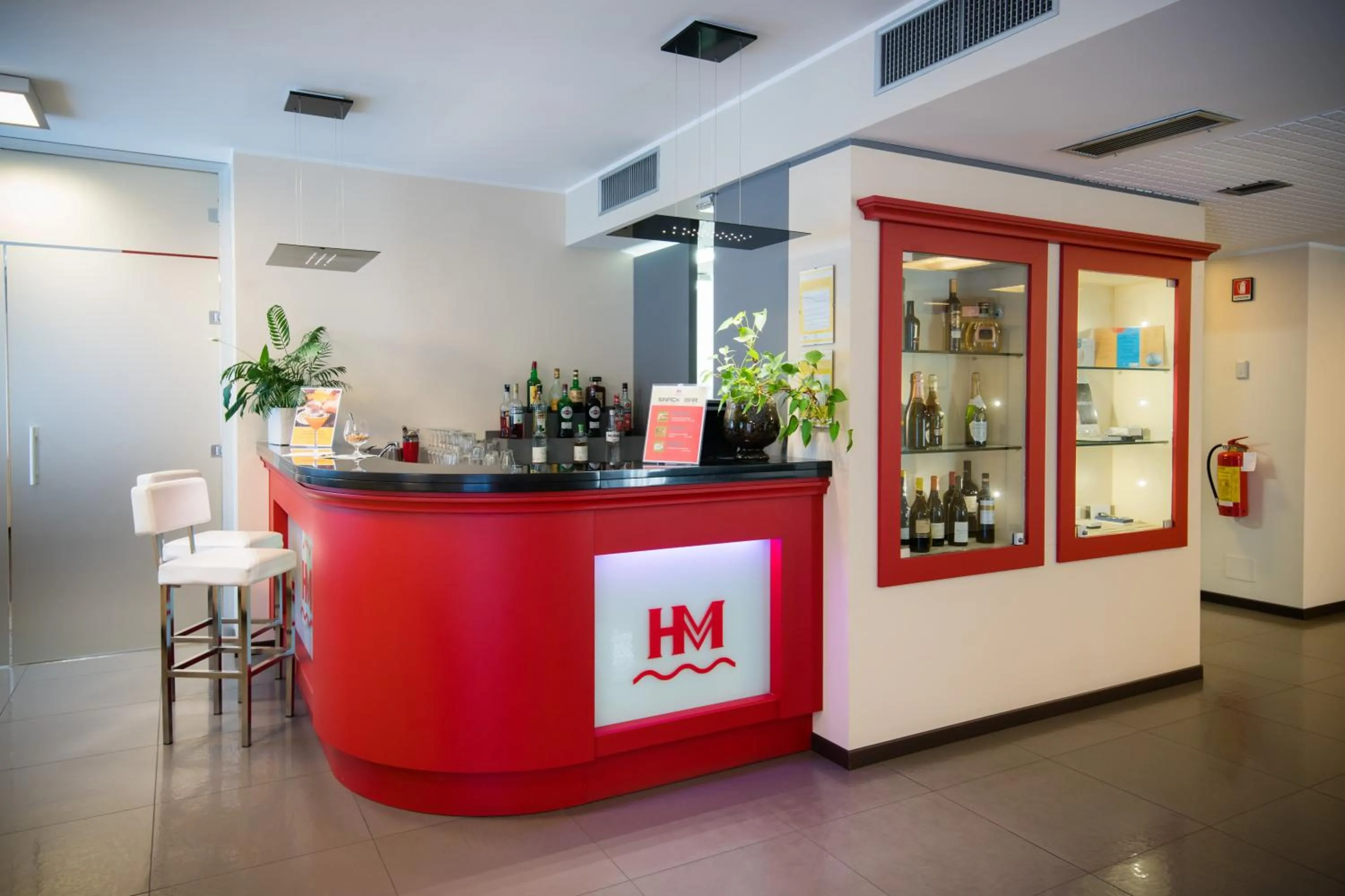 Lounge or bar in Hotel Mediterraneo