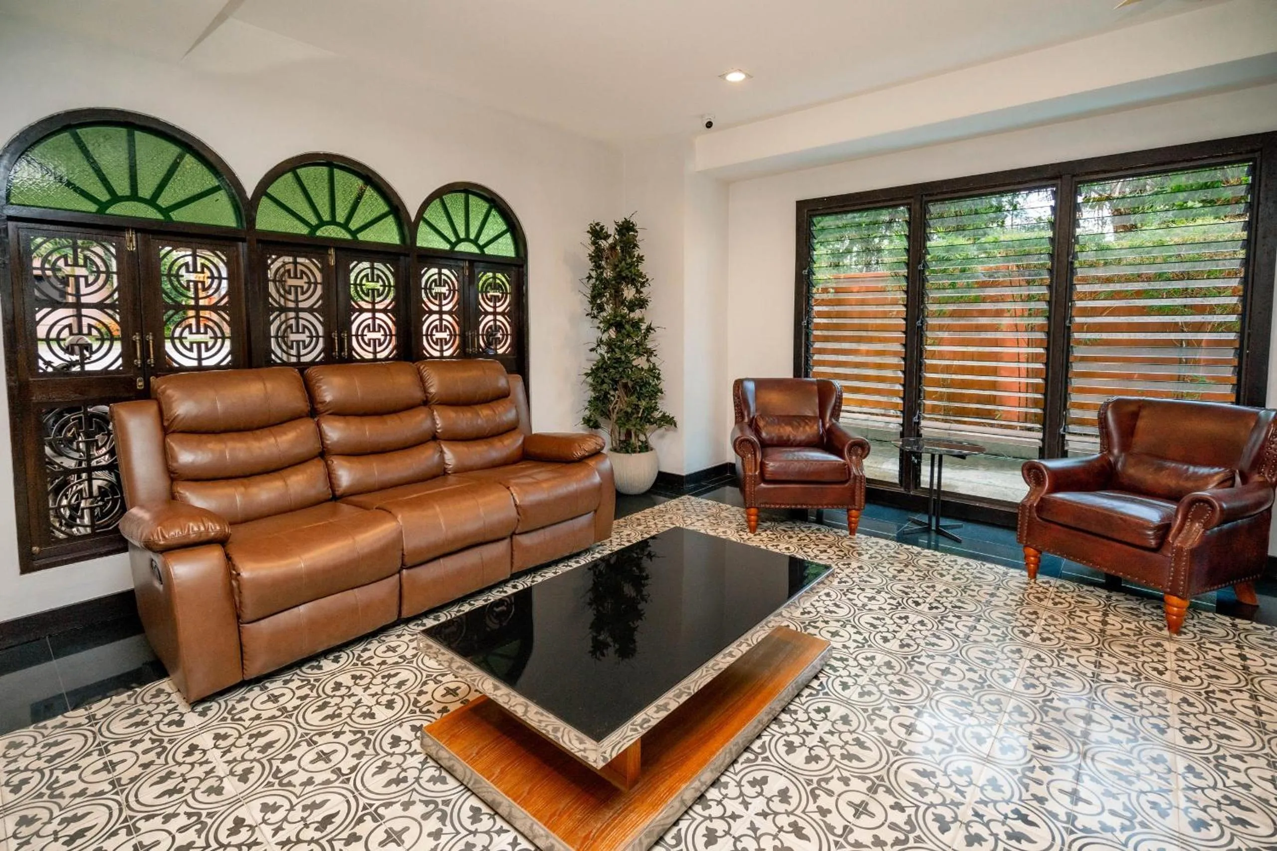 Lobby or reception in Ratana Hotel Chalong