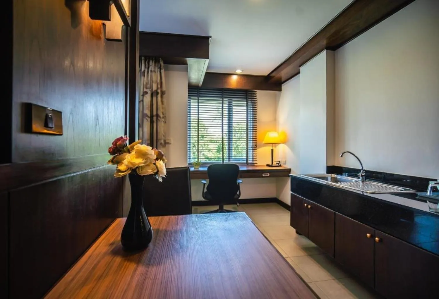 kitchen in Ratana Hotel Chalong