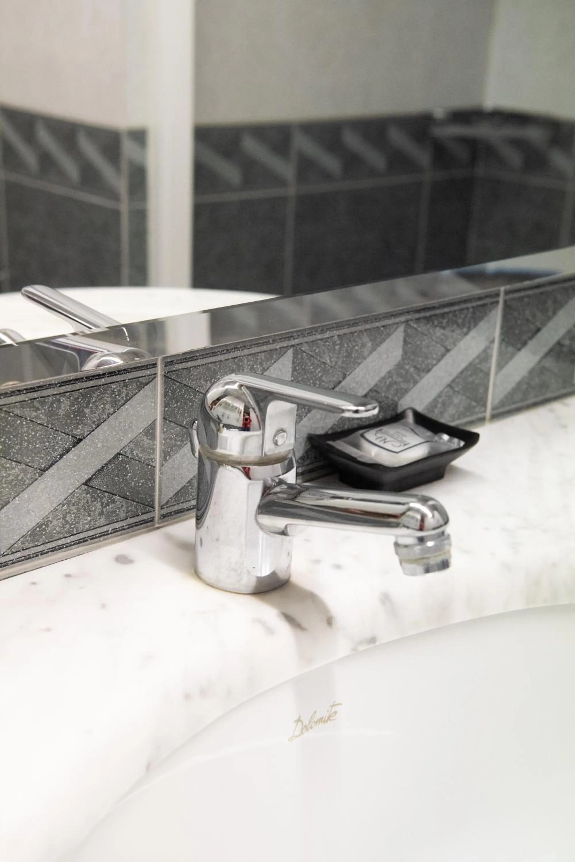 Bathroom in Melas Hotel