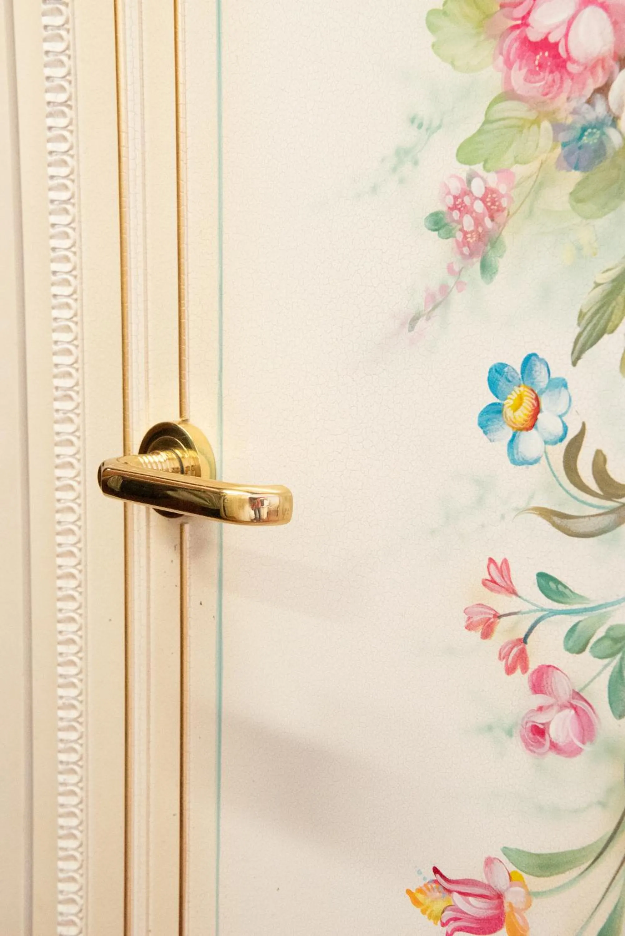 Bedroom in Melas Hotel