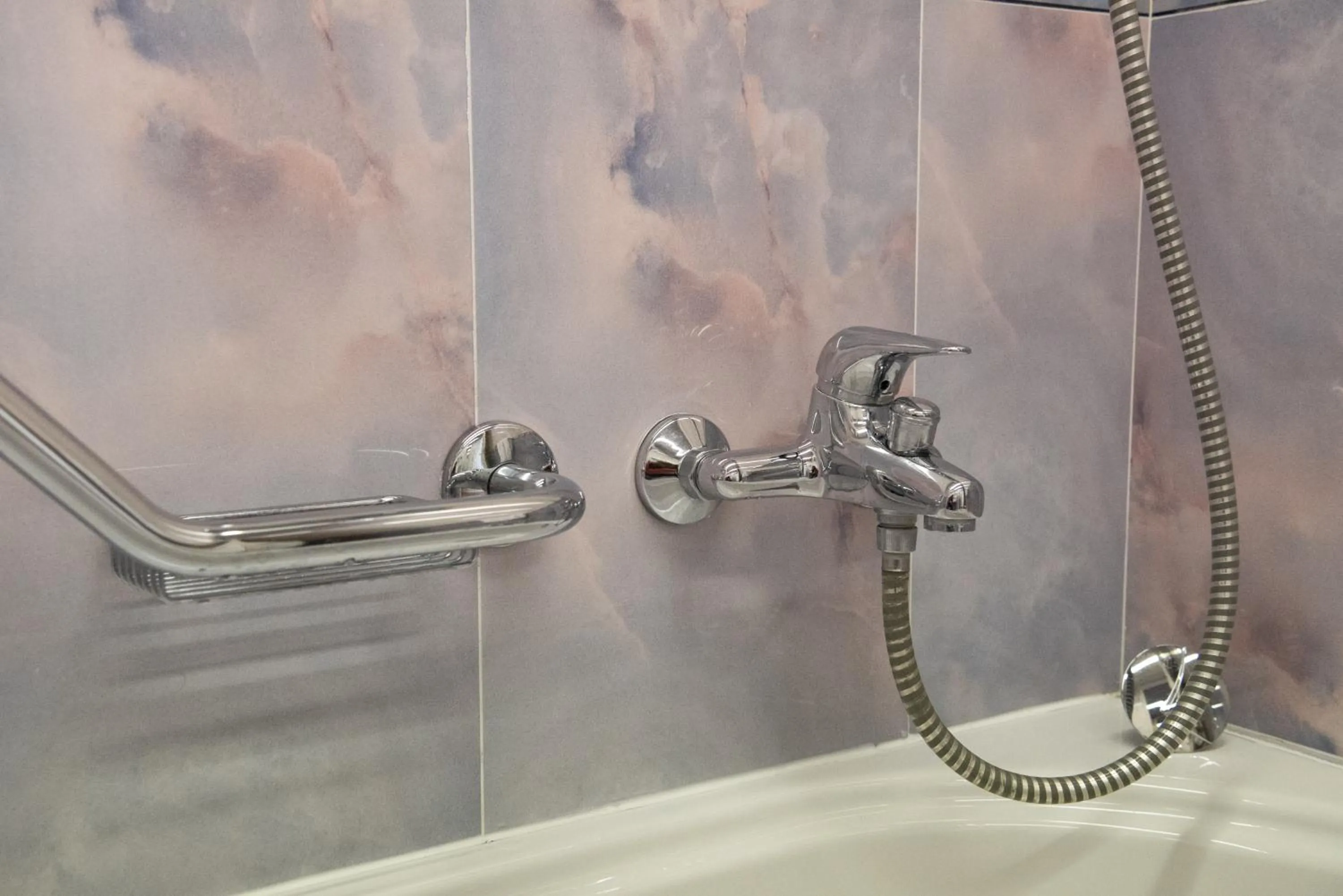 Bathroom in Melas Hotel