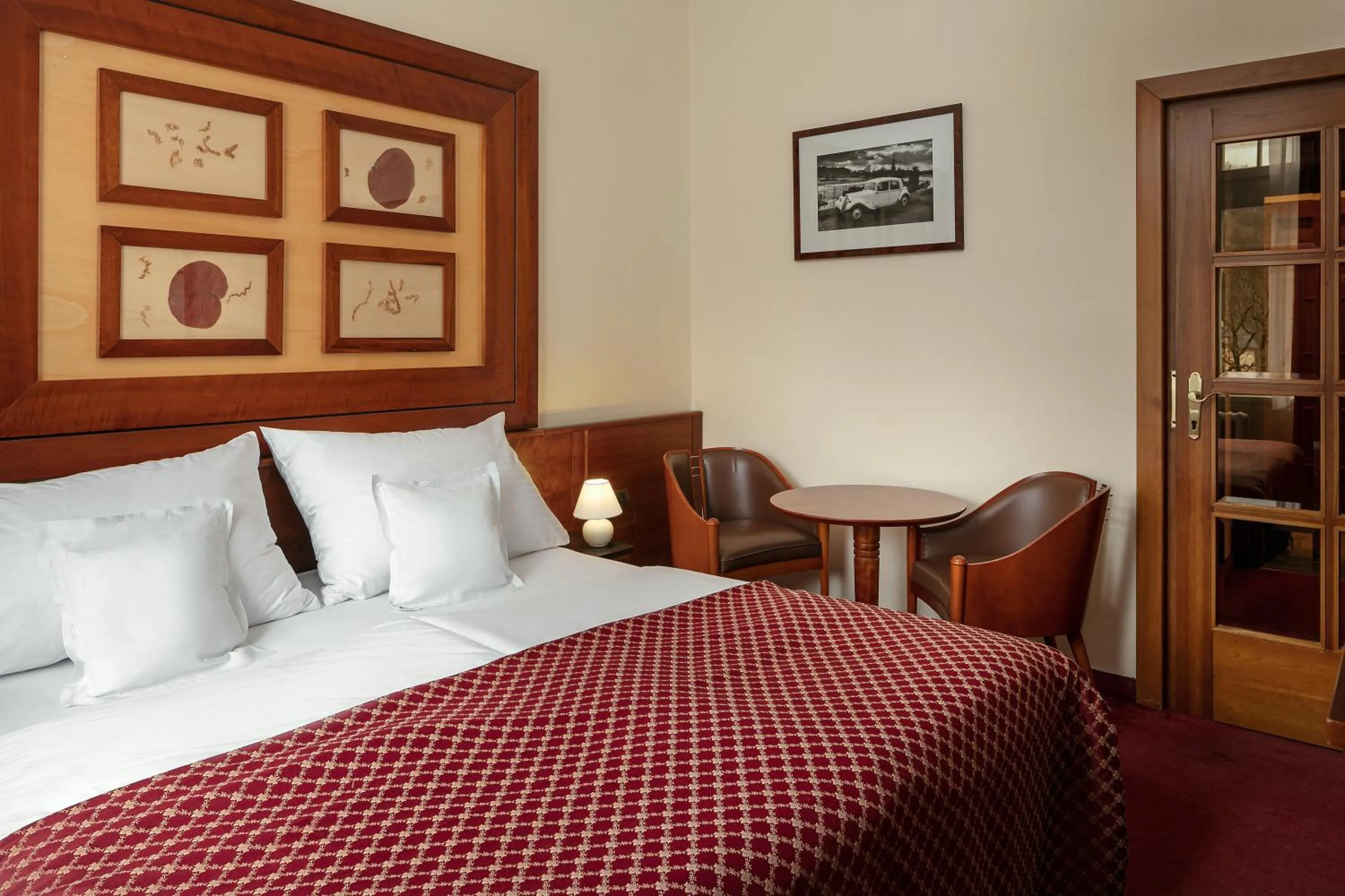 Bed in Spa Hotel Villa Smetana