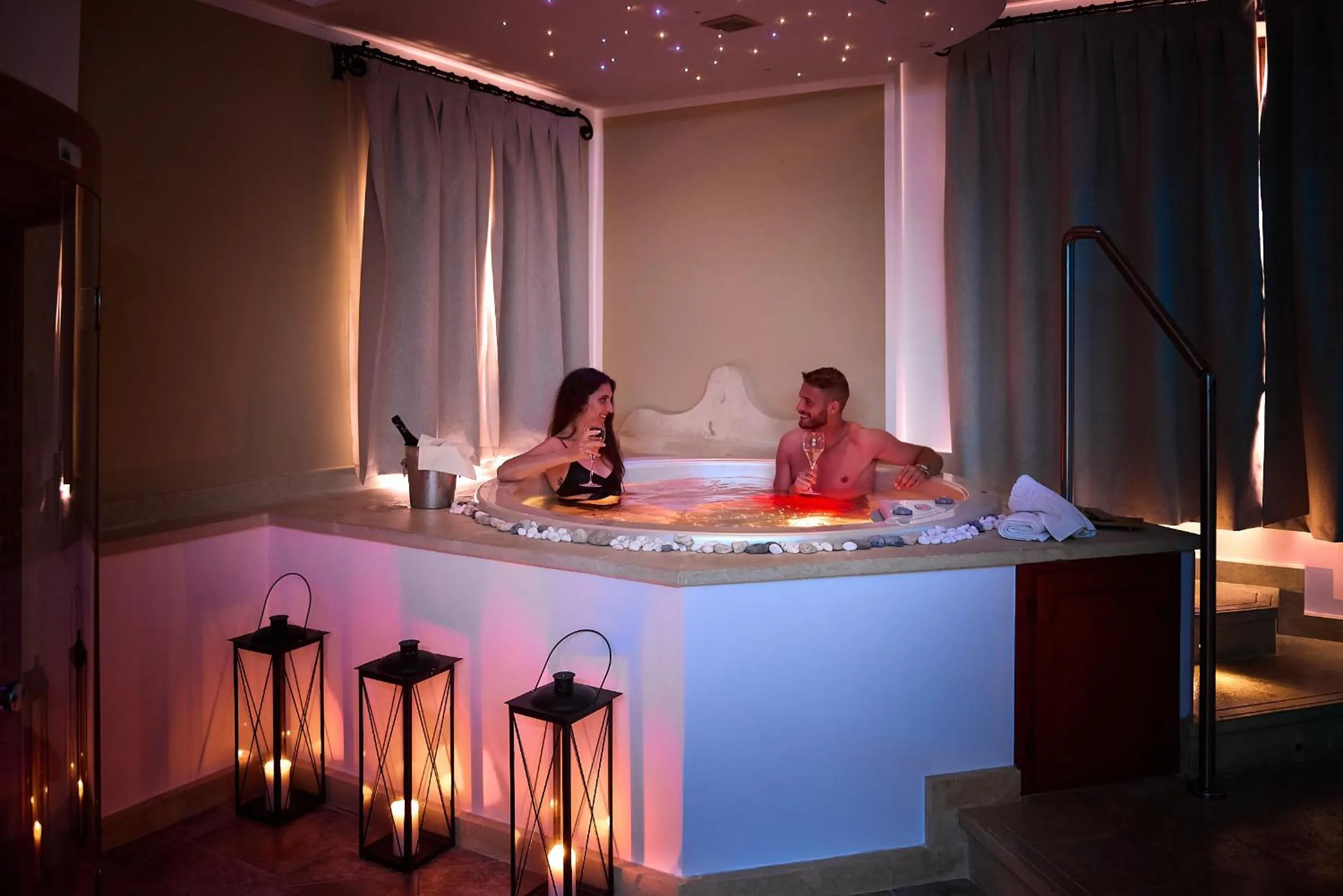 Hot Tub in Hotel Montecallini - Adult Only 14