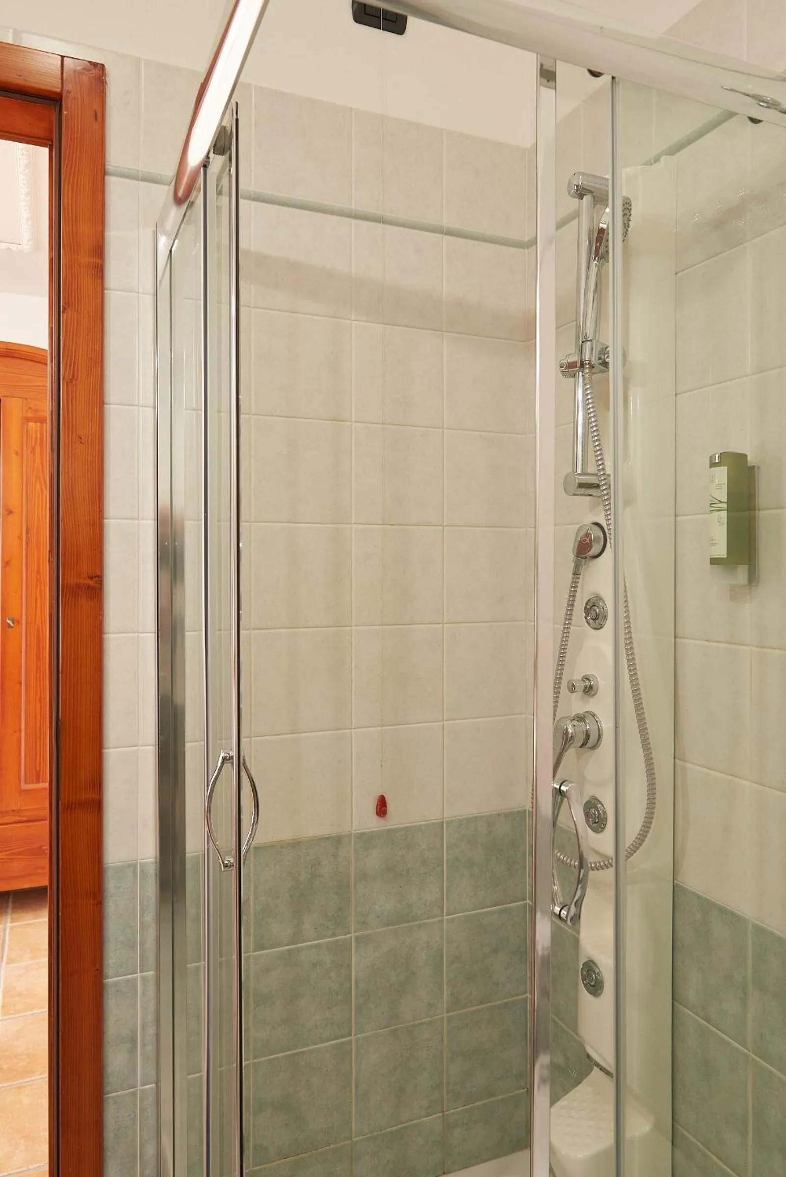 Shower in Hotel Montecallini - Adult Only 14