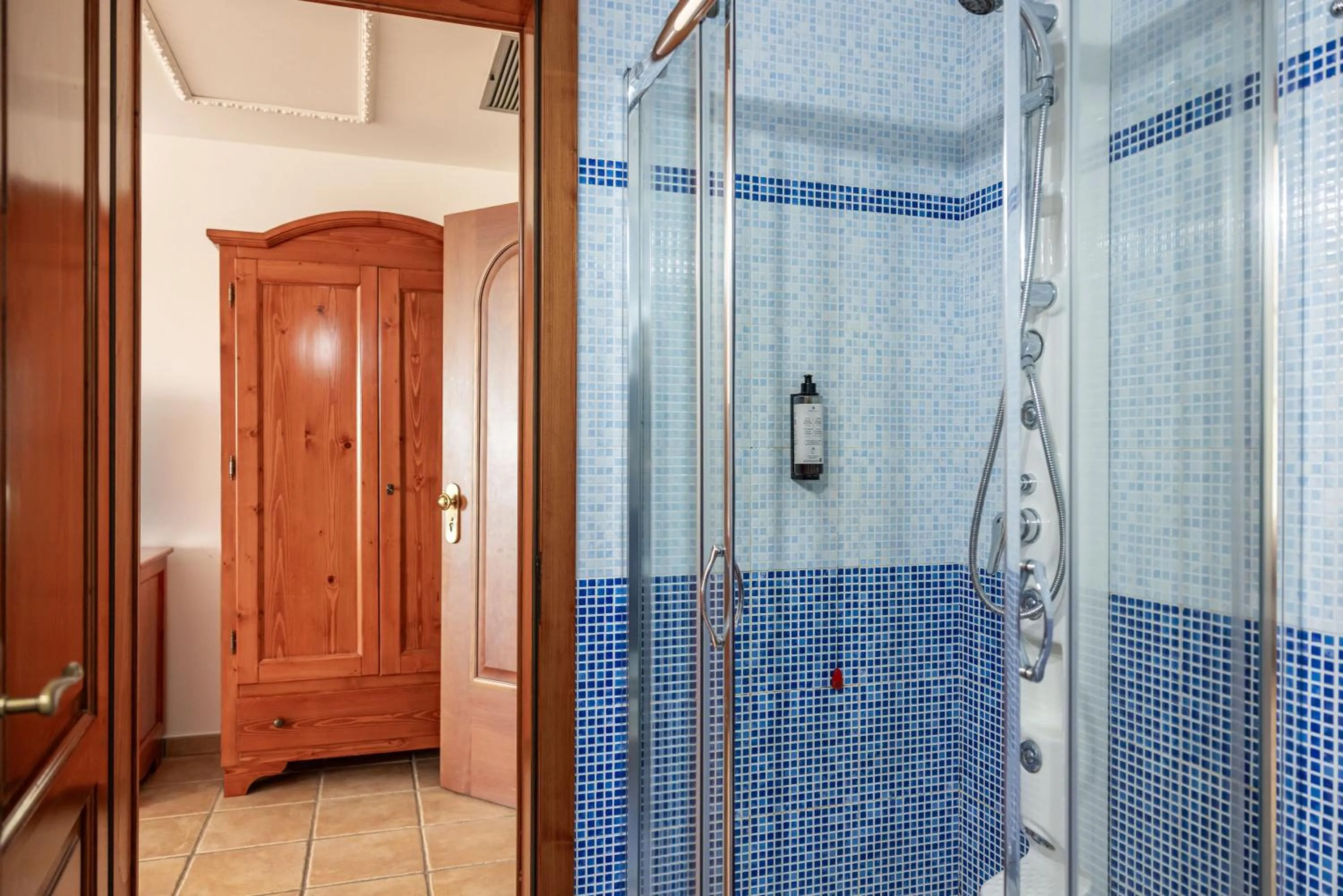 Shower in Hotel Montecallini - Adult Only 14