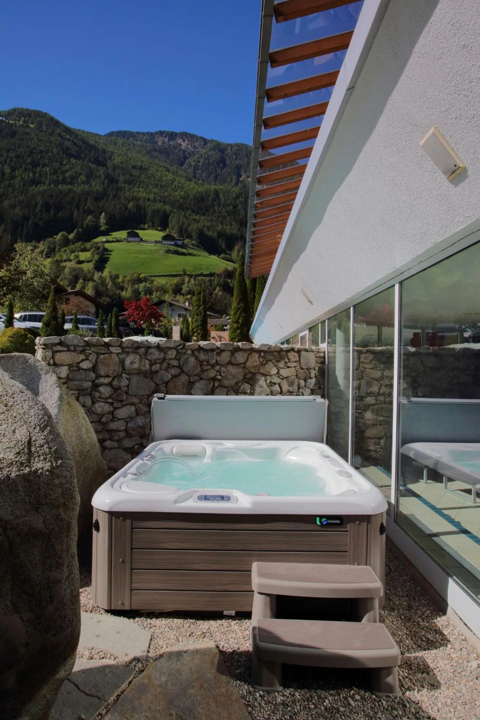 Hot Tub in Feldmilla Design Hotel - Wellness & SPA