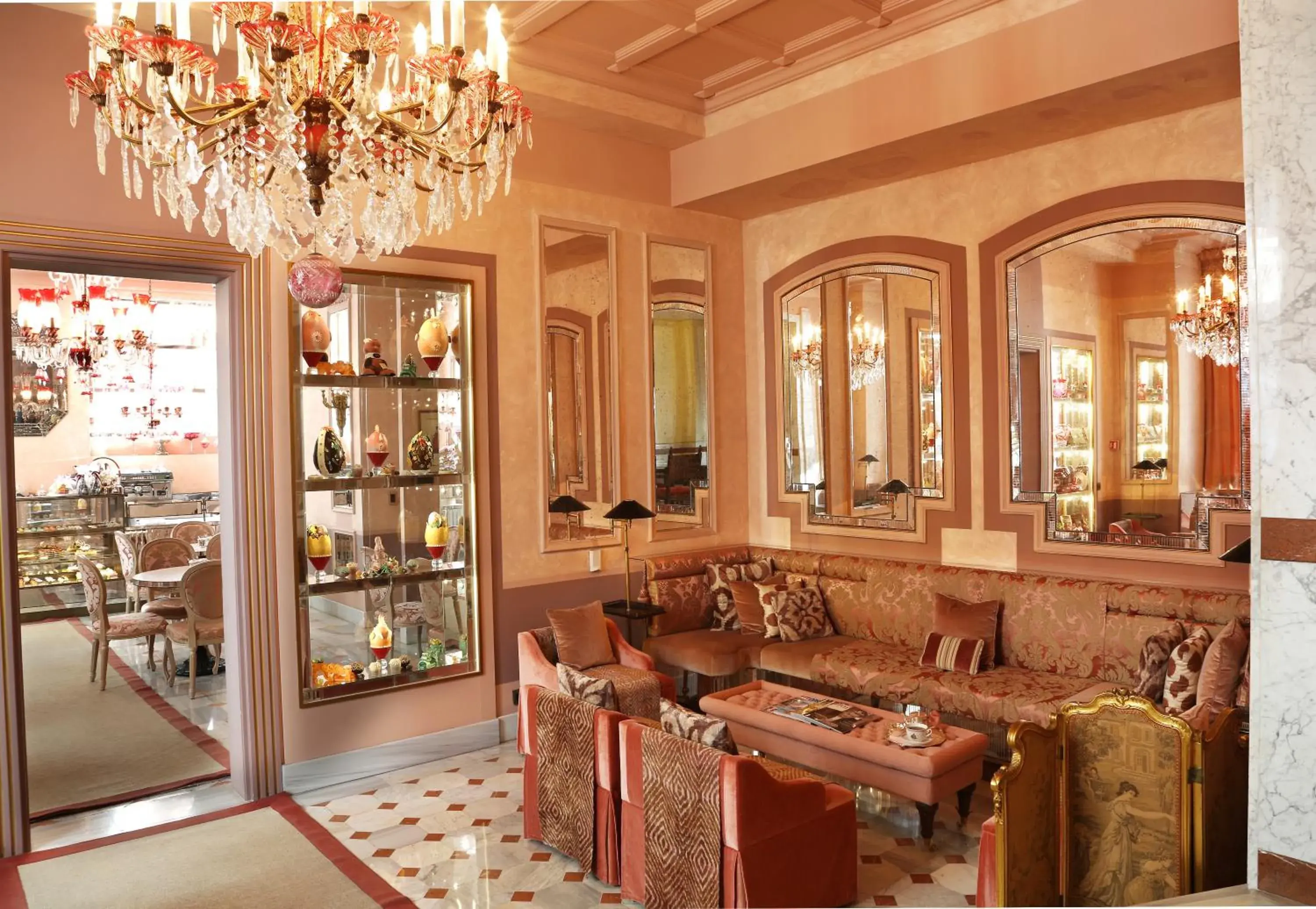 Restaurant/places to eat in Pera Palace Hotel Restaurant/places to eat in Pera Palace Hotel