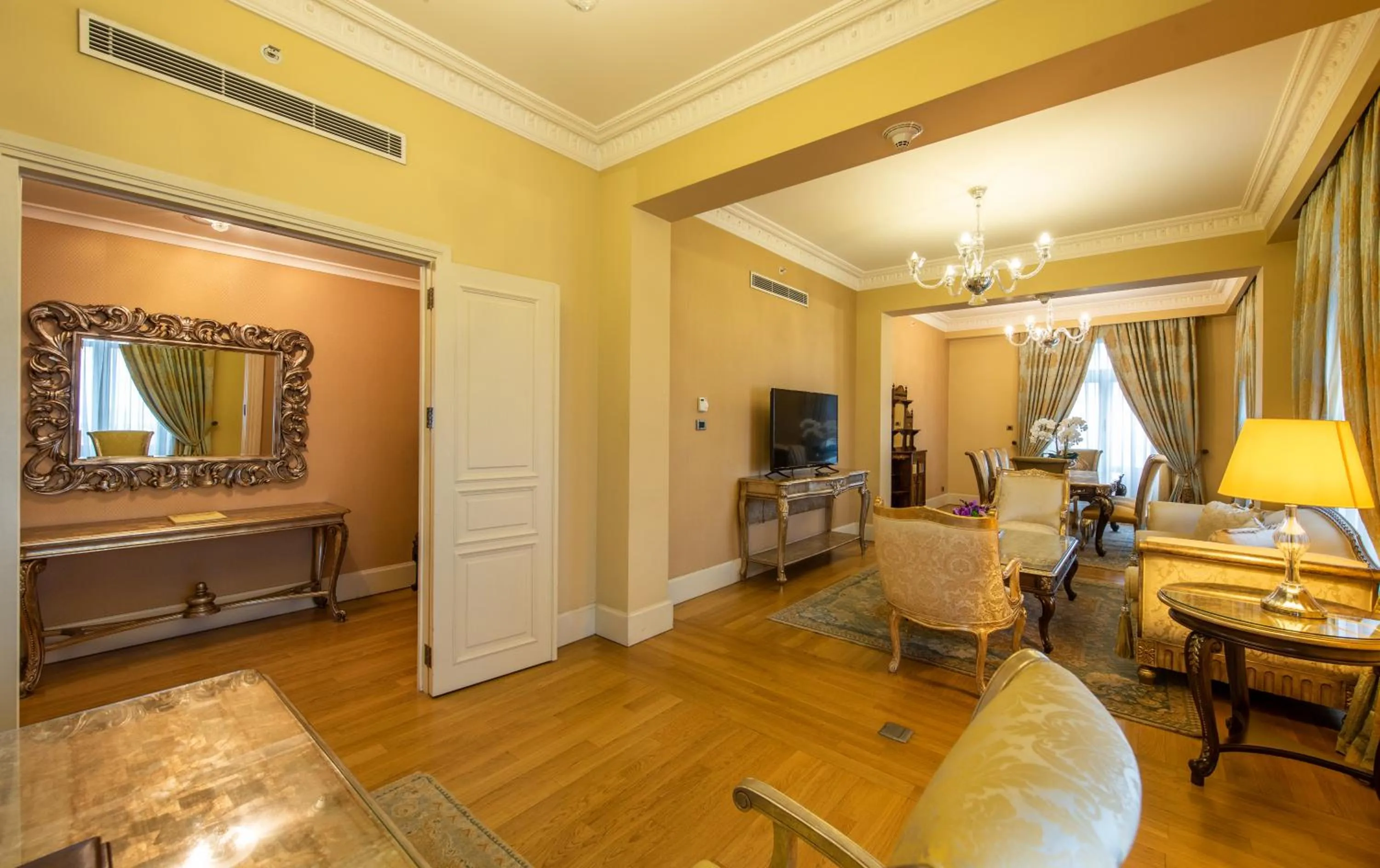 Living room in Pera Palace Hotel