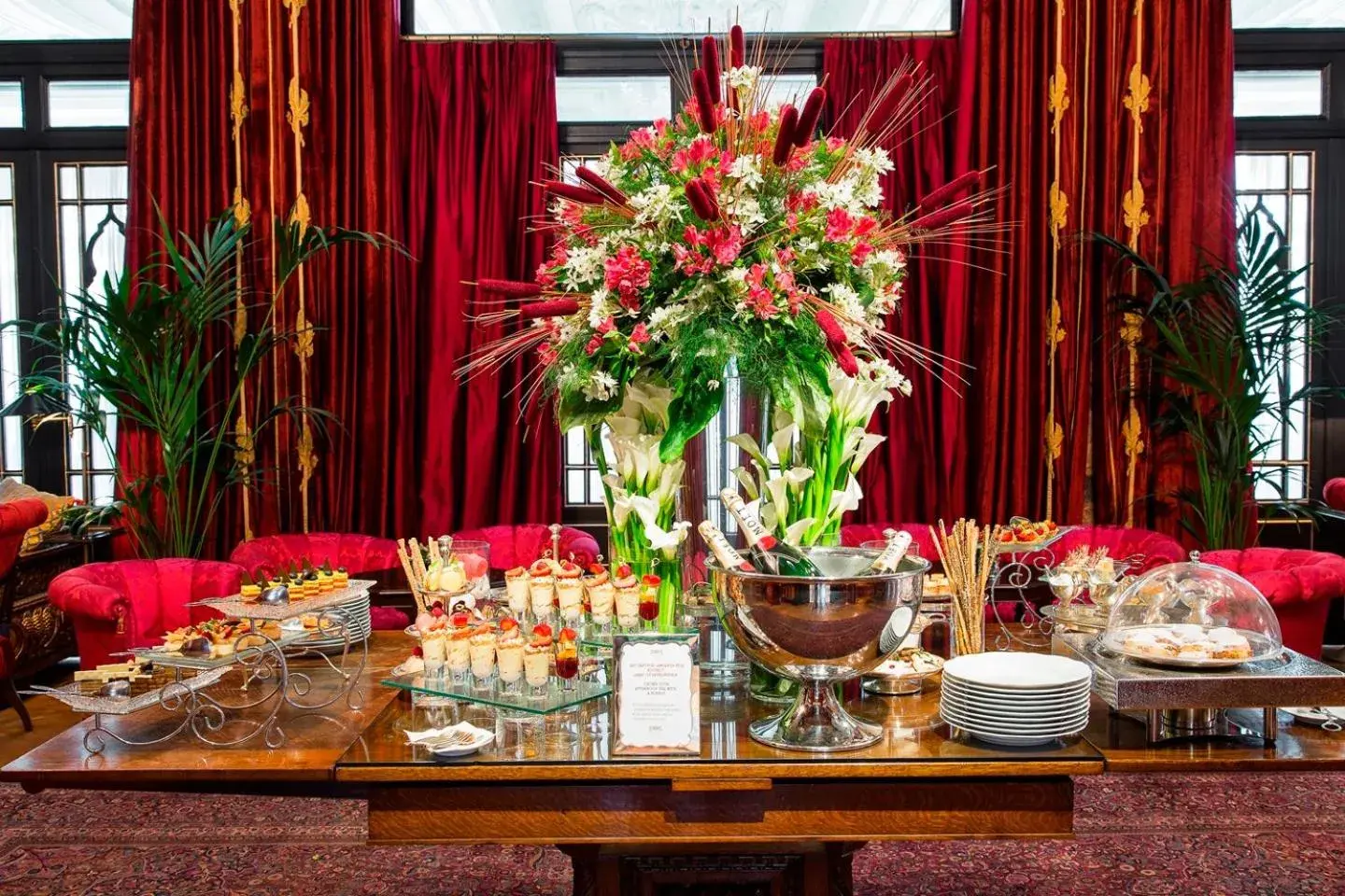 Restaurant/places to eat in Pera Palace Hotel Restaurant/places to eat in Pera Palace Hotel