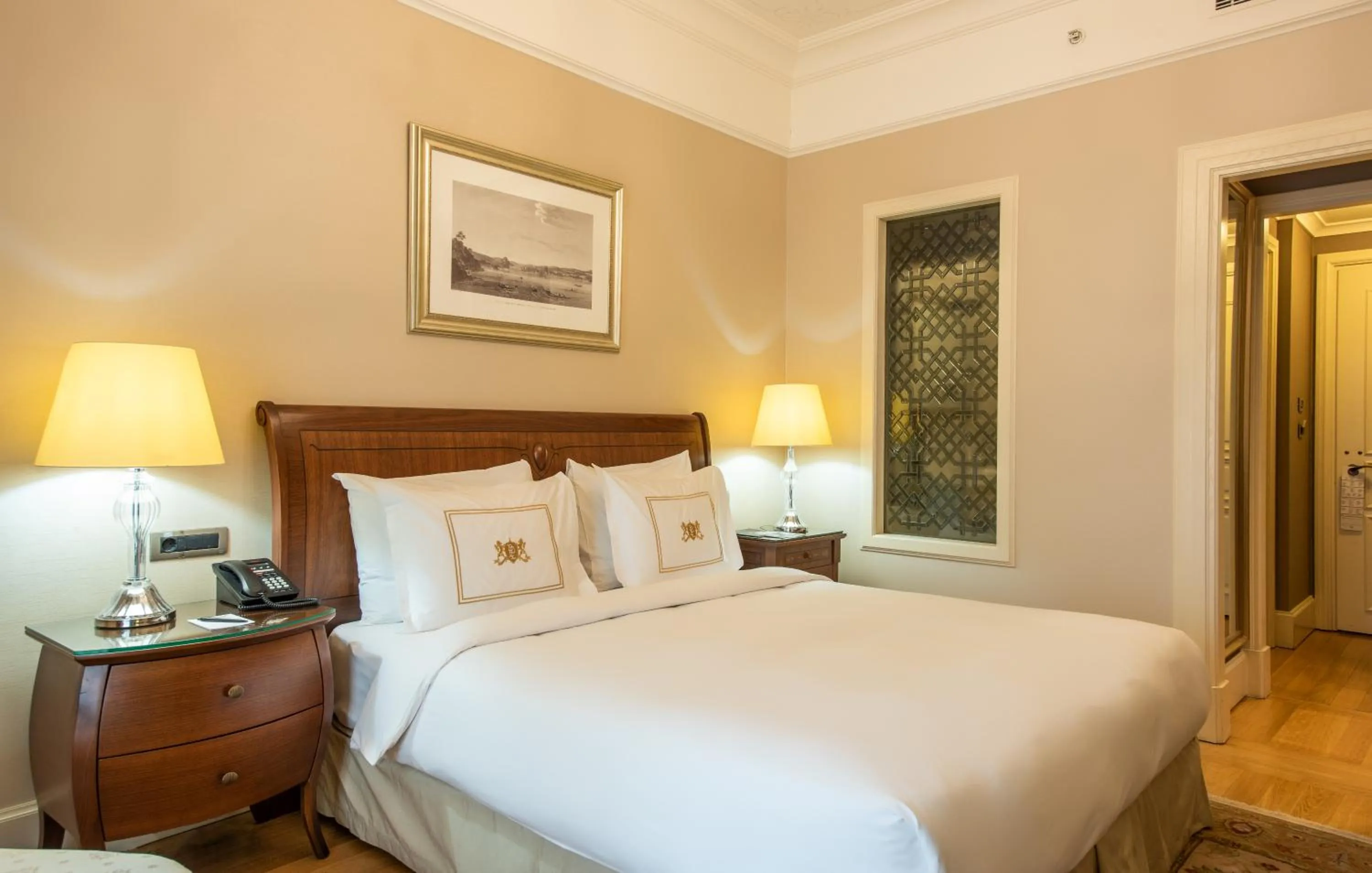 Bedroom, Bed in Pera Palace Hotel