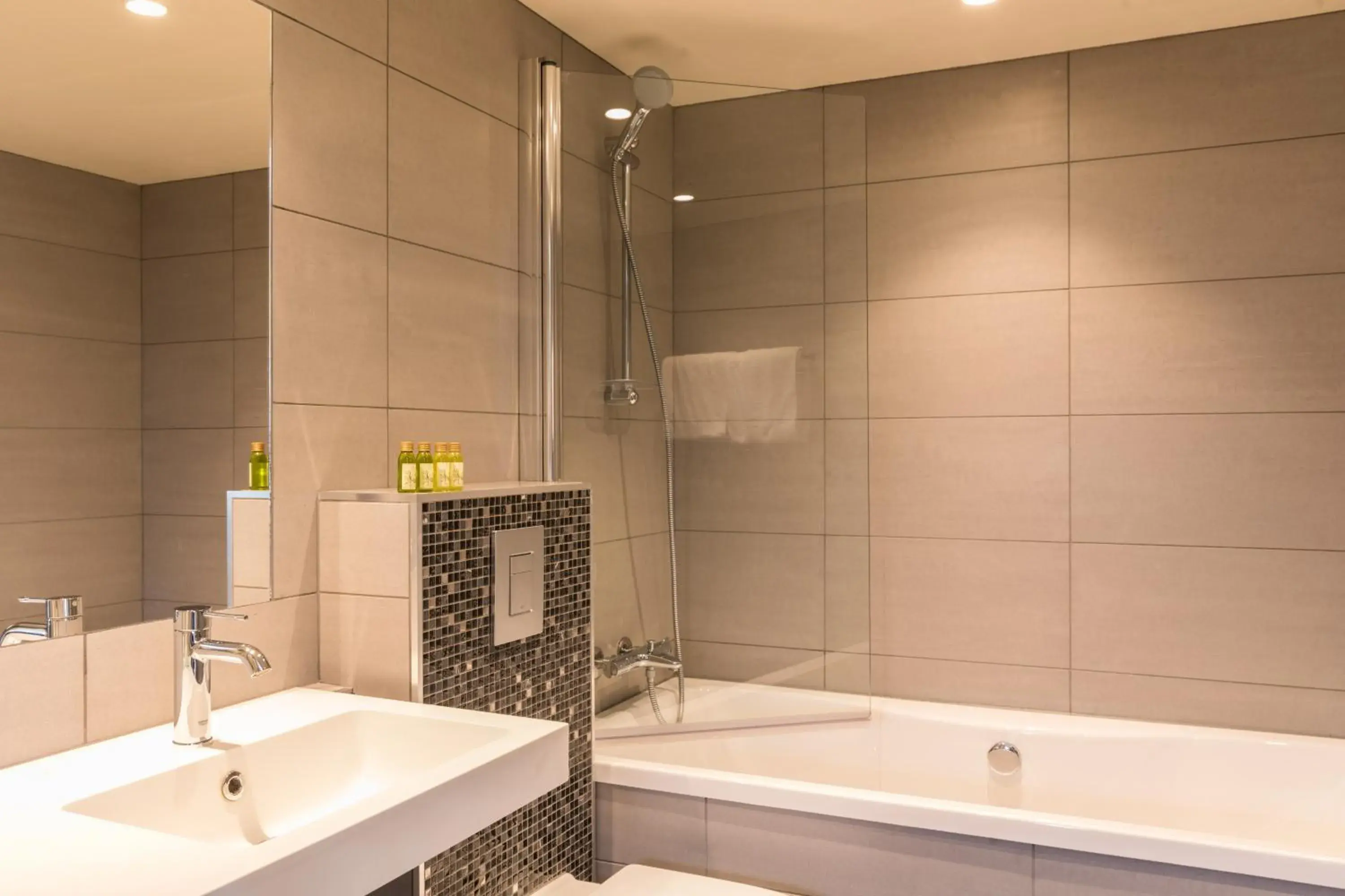Twin Room - single occupancy in Thon Hotel Sortland Twin Room - single occupancy in Thon Hotel Sortland