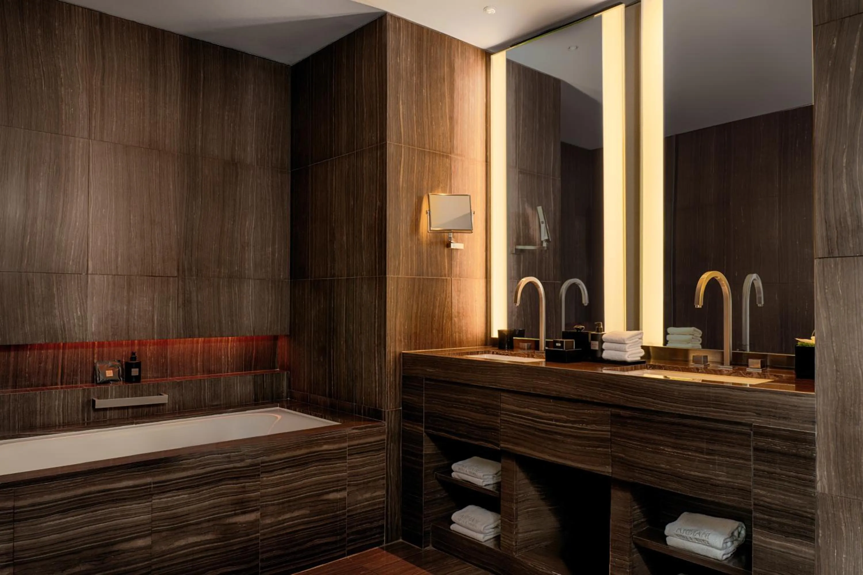 Bathroom in Armani Hotel Dubai, Burj Khalifa