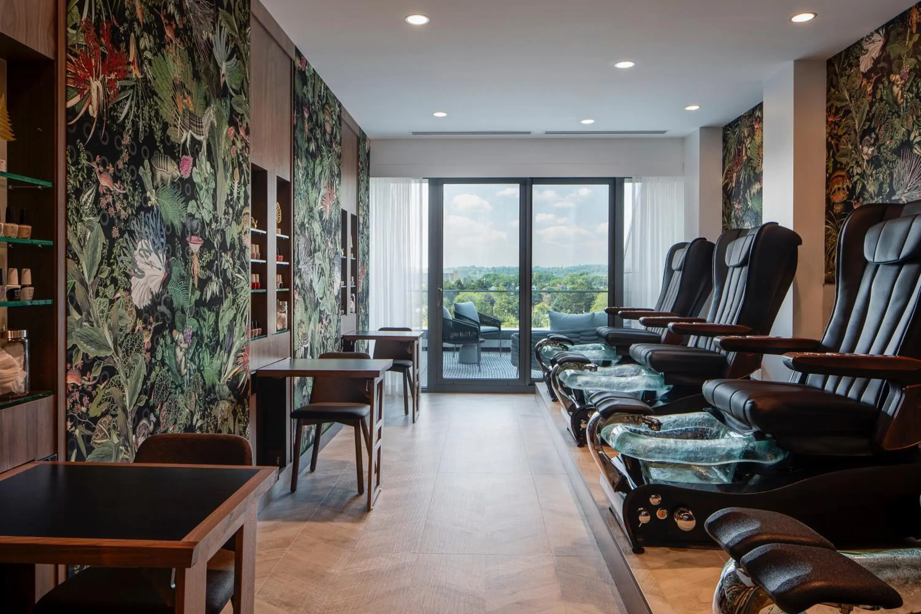 Spa and wellness centre/facilities in Amway Grand Plaza Hotel, Curio Collection by Hilton Spa and wellness centre/facilities in Amway Grand Plaza Hotel, Curio Collection by Hilton