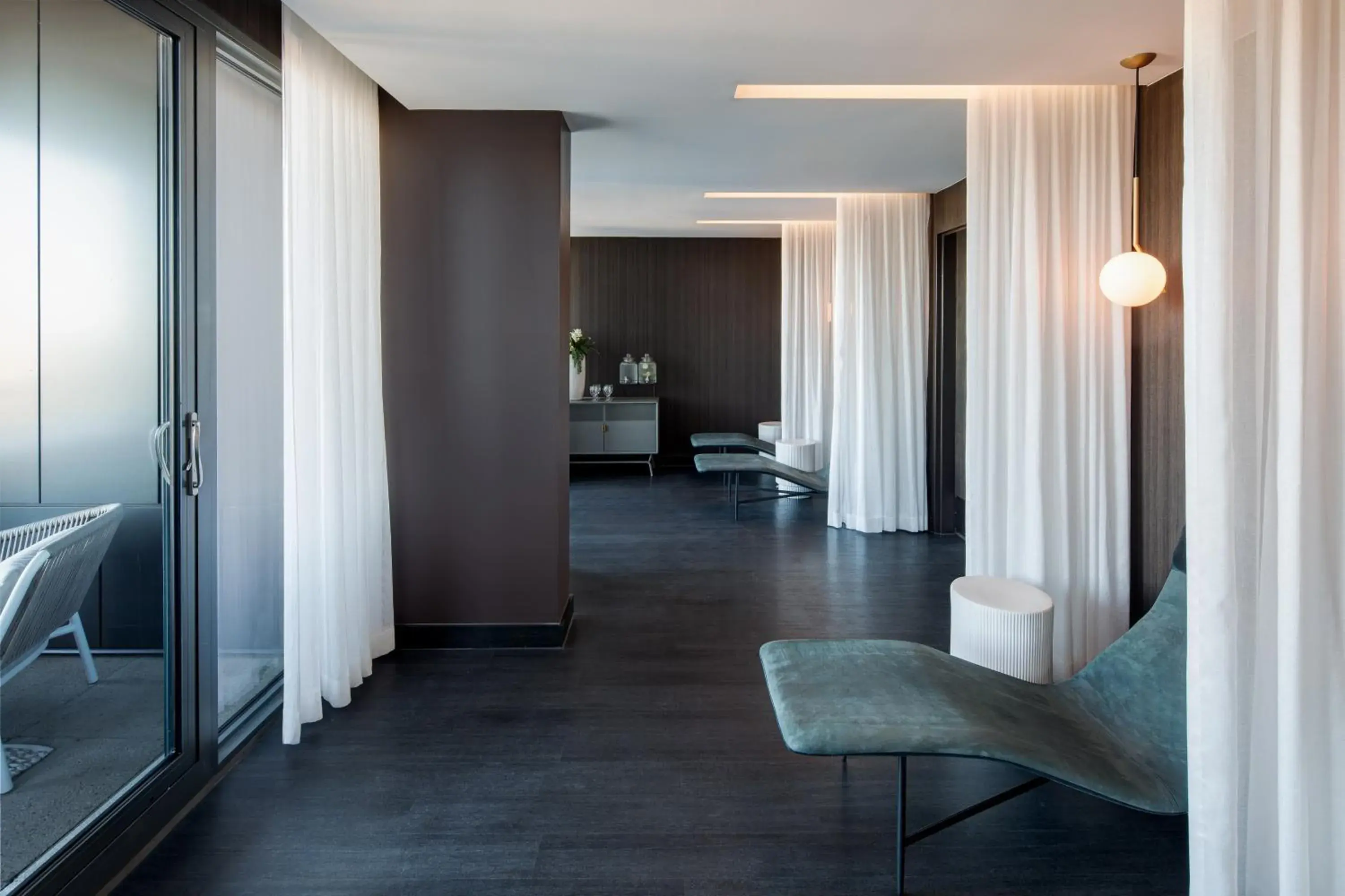 Spa and wellness centre/facilities, Bed in Amway Grand Plaza Hotel, Curio Collection by Hilton Spa and wellness centre/facilities, Bed in Amway Grand Plaza Hotel, Curio Collection by Hilton