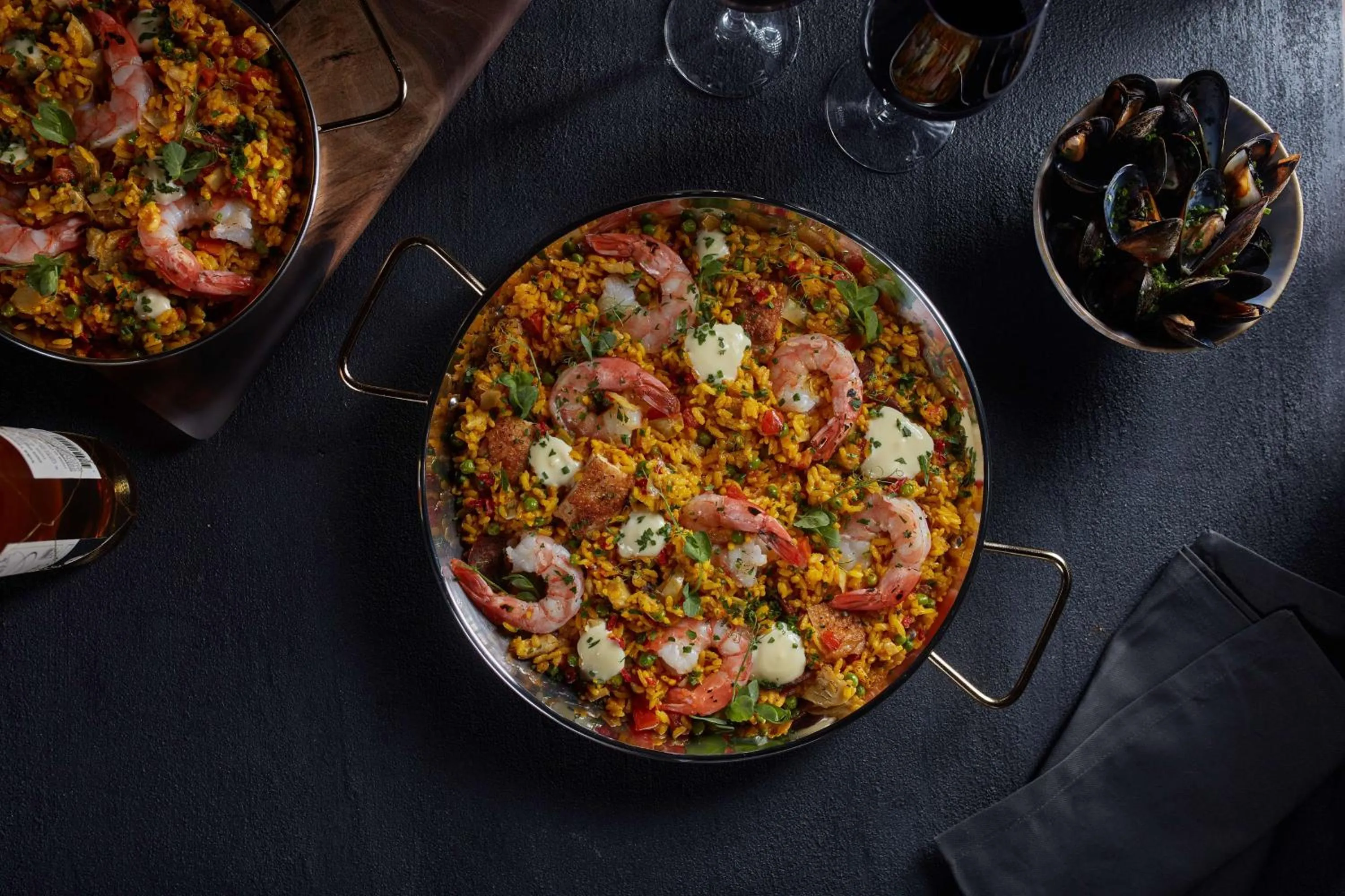 Dining area in Amway Grand Plaza Hotel, Curio Collection by Hilton