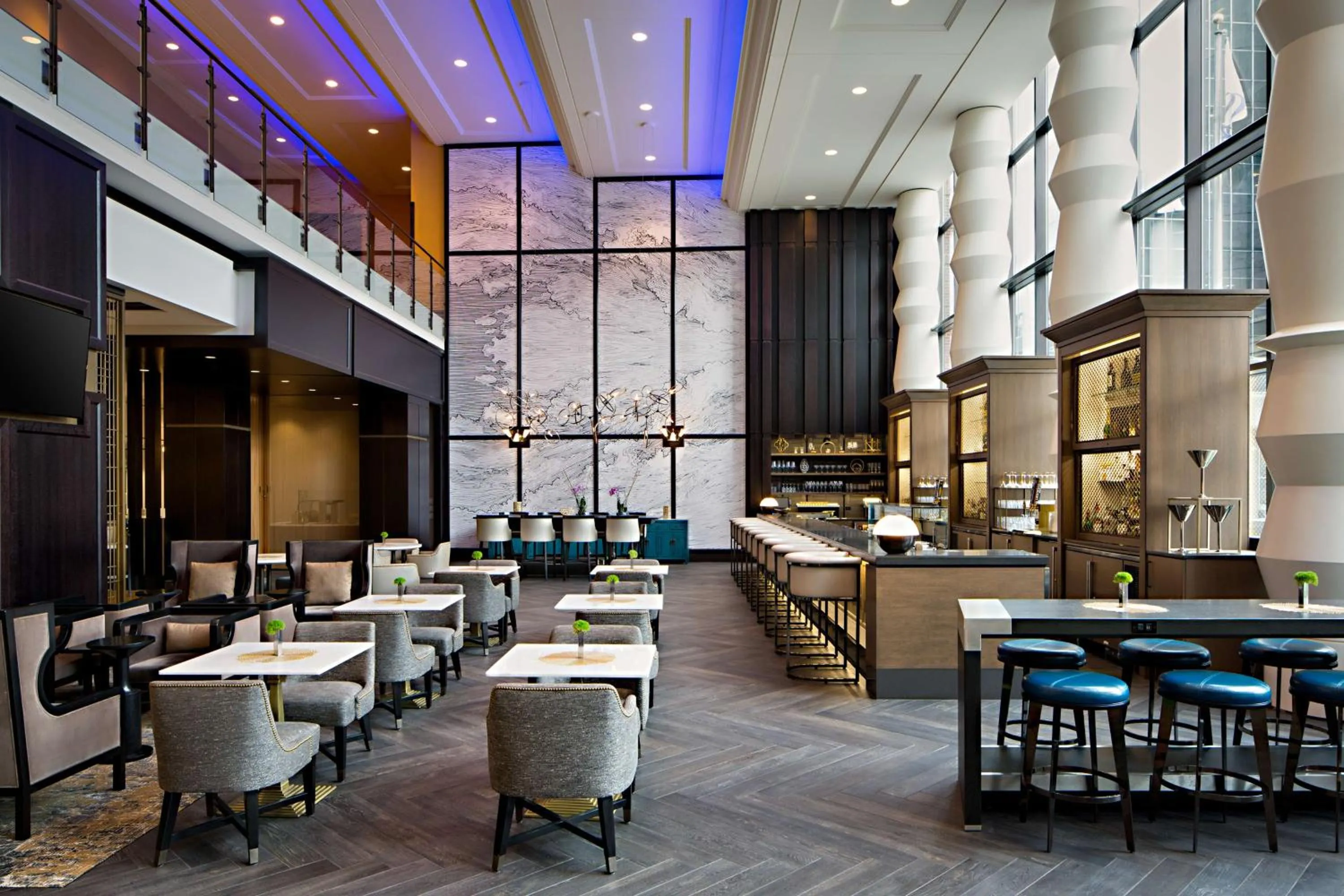 Restaurant/places to eat in Amway Grand Plaza Hotel, Curio Collection by Hilton