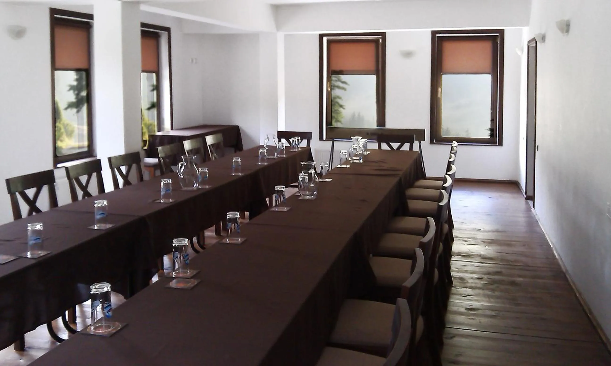 Business facilities in Family Hotel Arkan Han