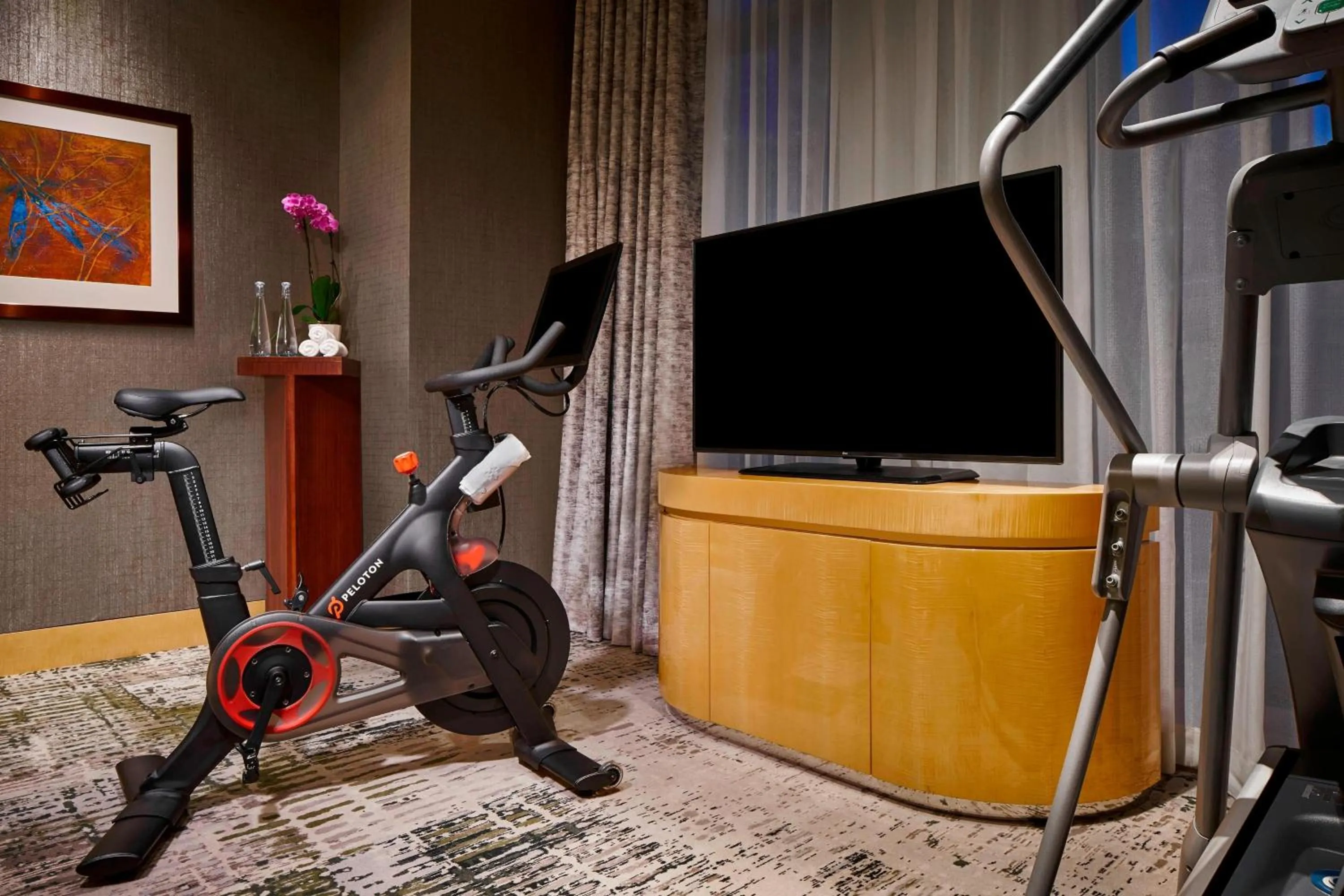 Photo of the whole room in The Ritz-Carlton, Charlotte