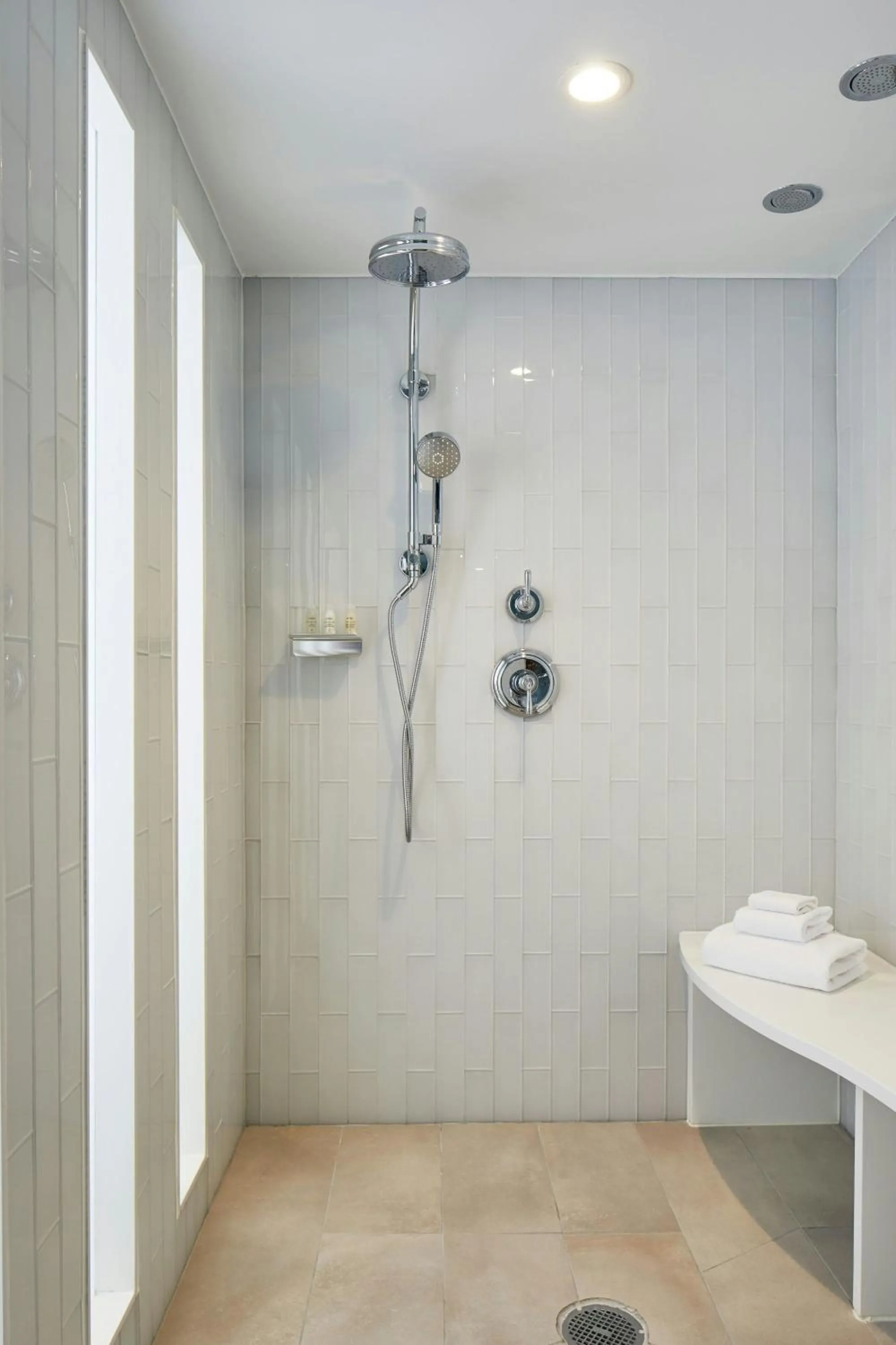 Bathroom in Renaissance Charlotte SouthPark Hotel