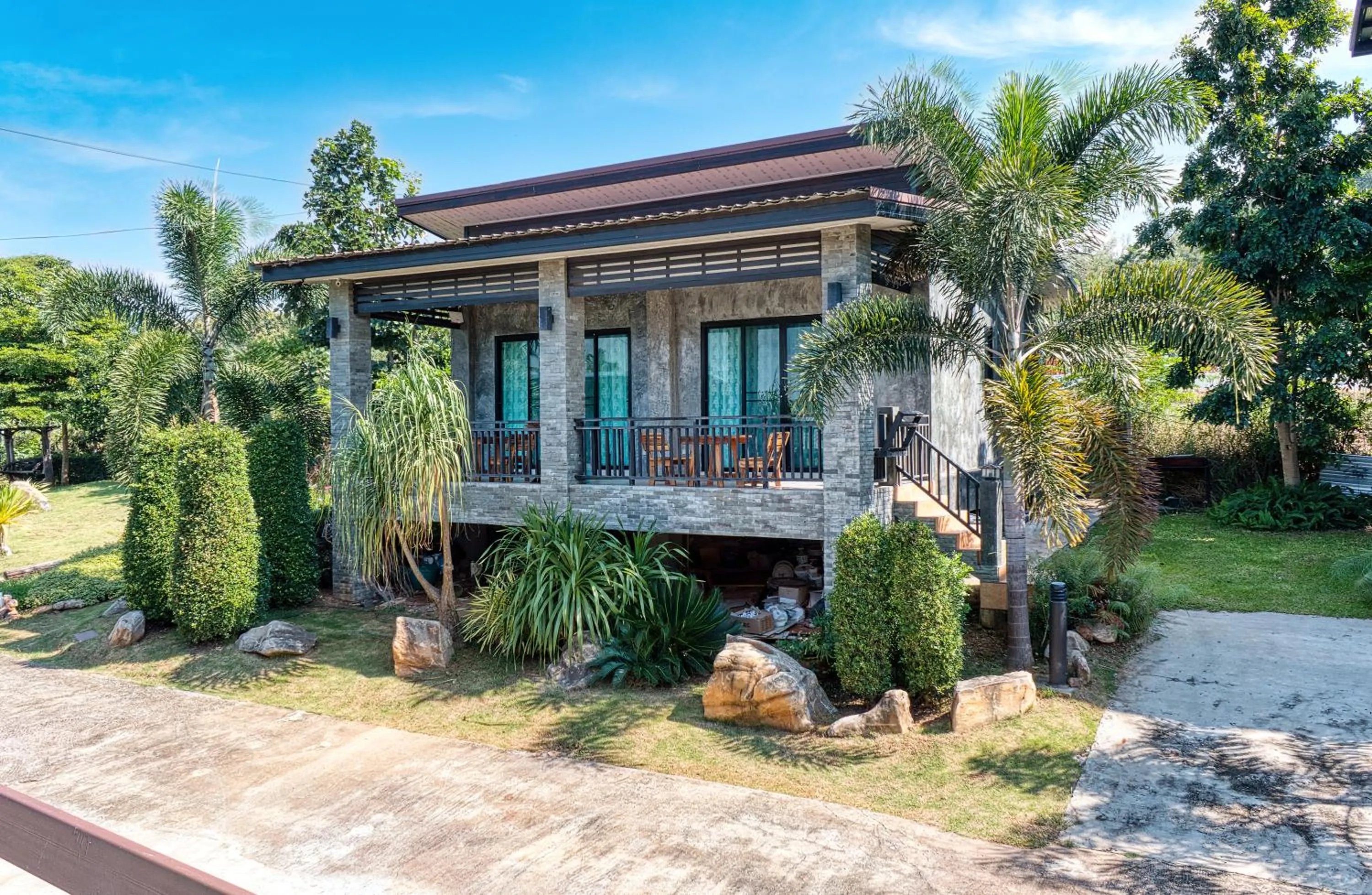 Property building in Chill at Hill