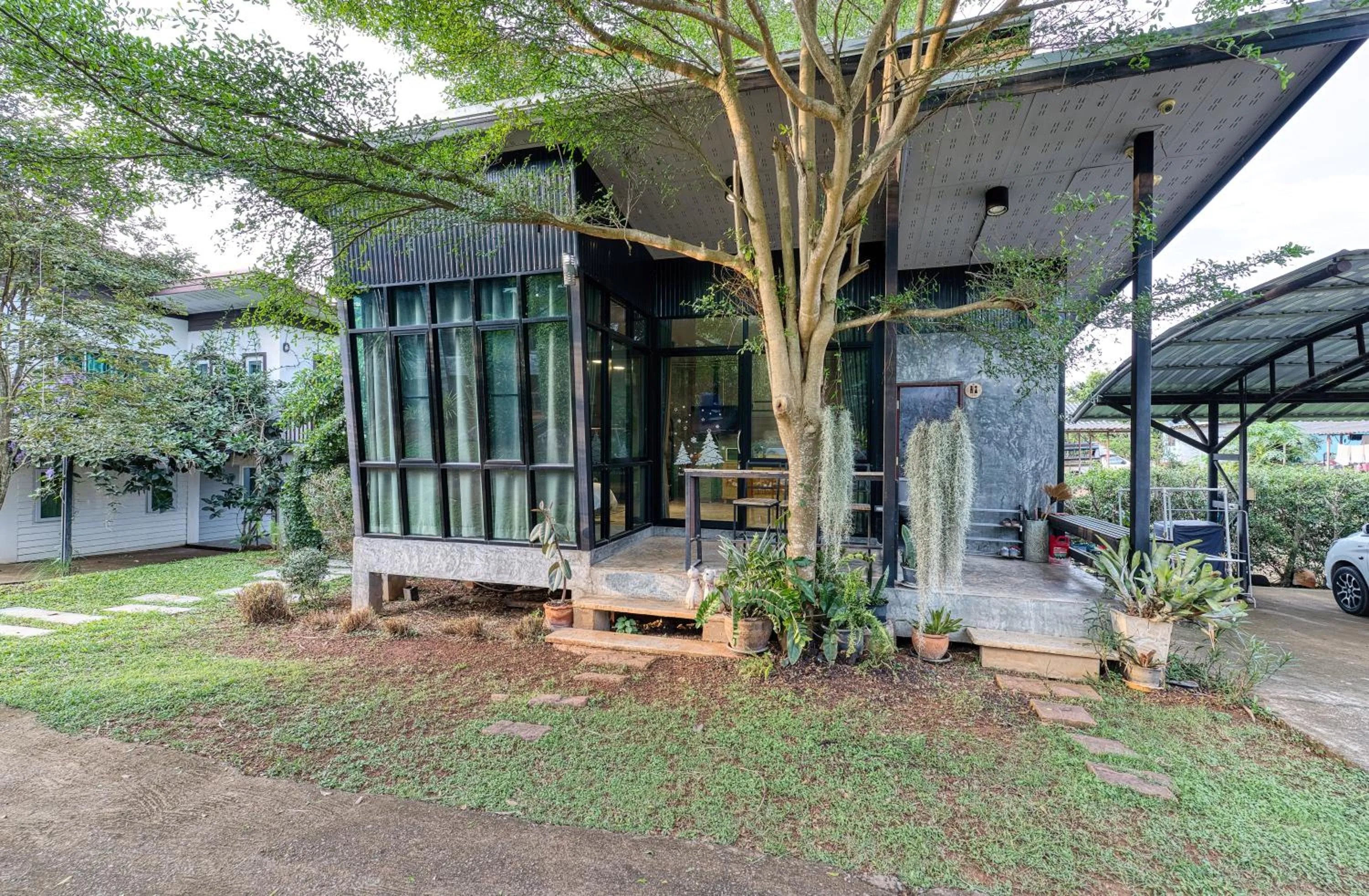 Property building in Chill at Hill