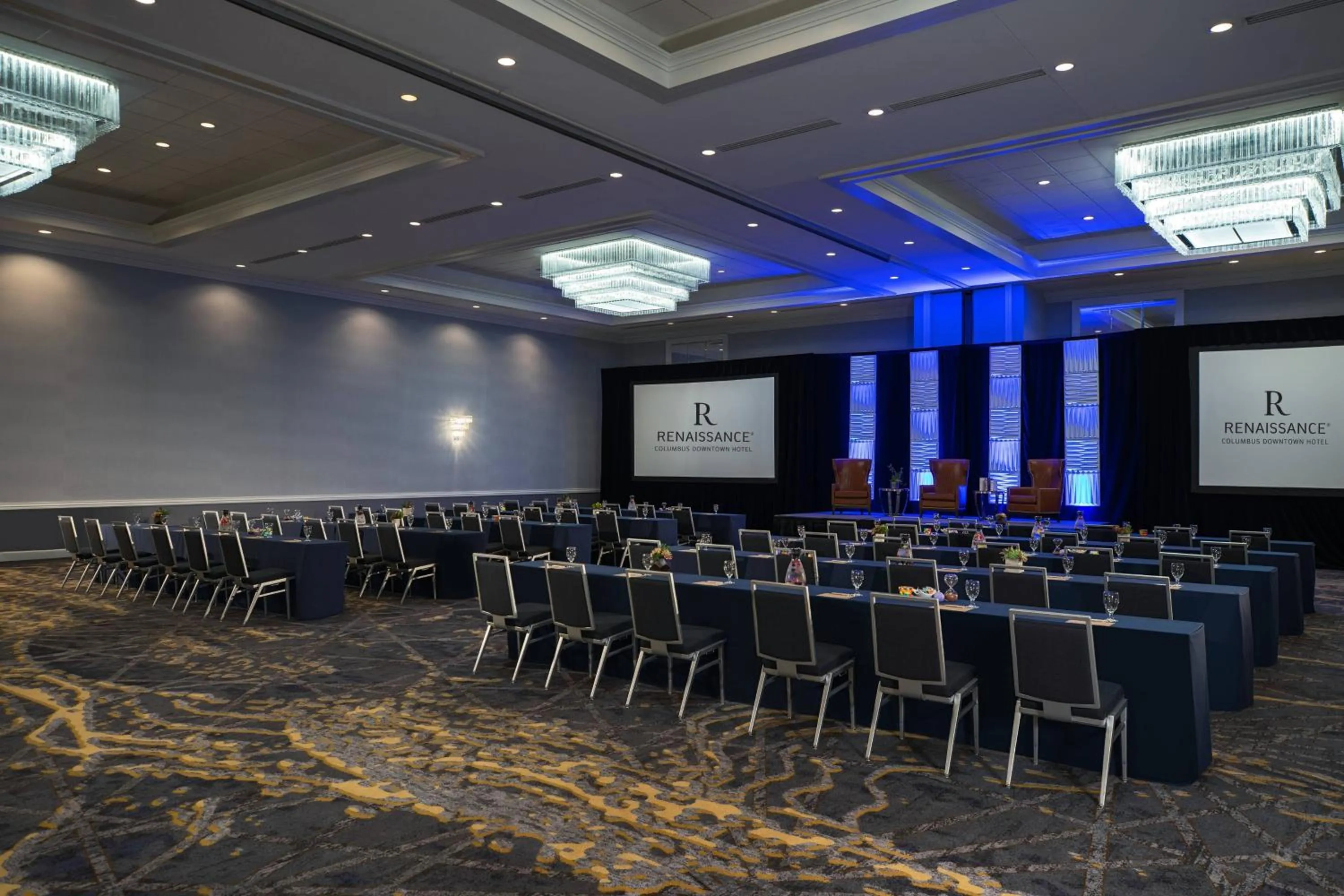 Meeting/conference room in Renaissance Columbus Downtown Hotel