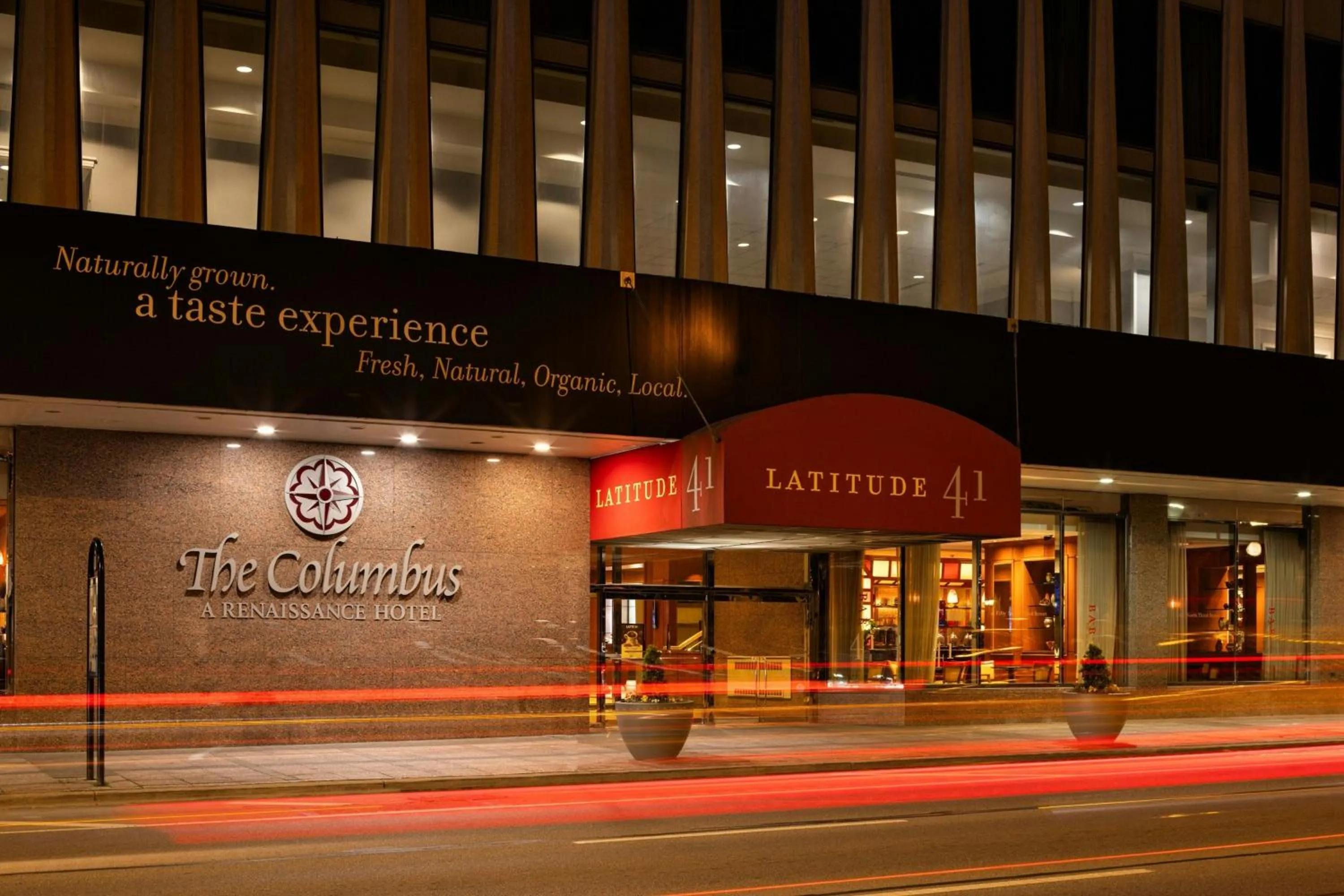 Restaurant/places to eat in Renaissance Columbus Downtown Hotel